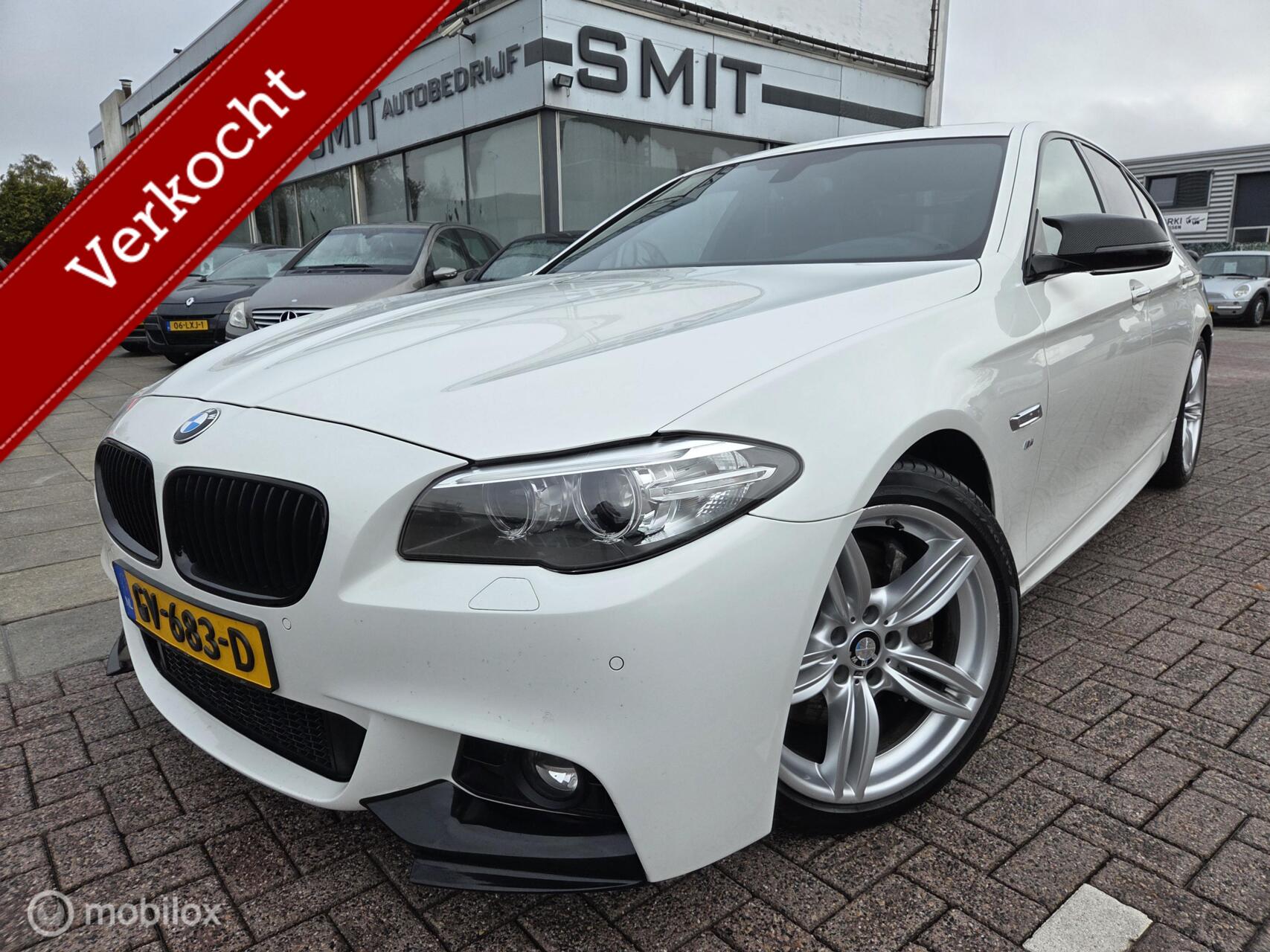 BMW 528i 528i M Sport Ed. High Exec. Leder/Pano/NLAuto 2015 - voorkant