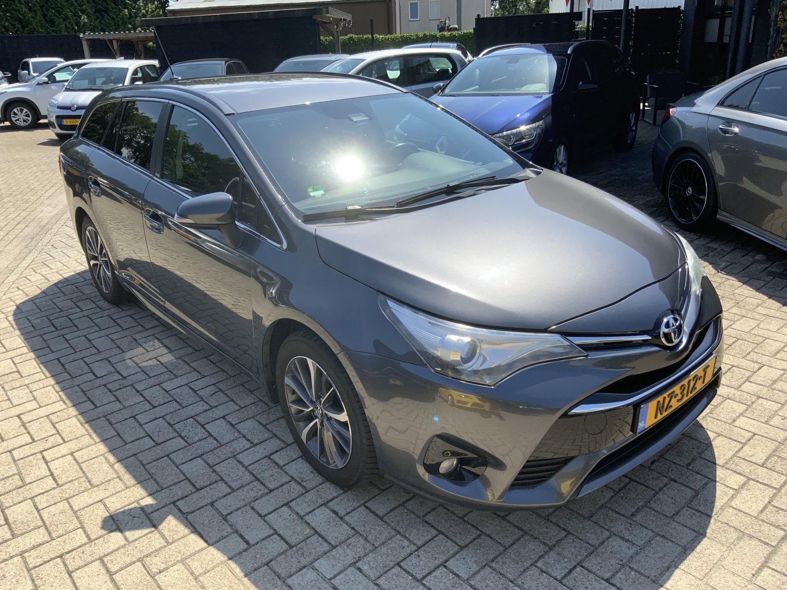Inspectiefoto van Toyota Avensis Touring Sports
