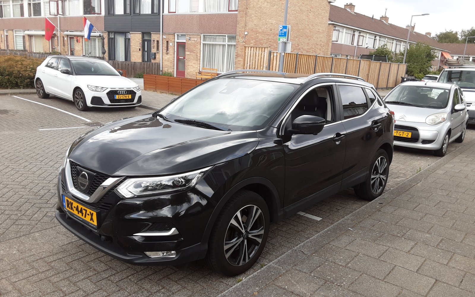 Nissan Qashqai 1.2 N-Connecta 2018 - voorkant