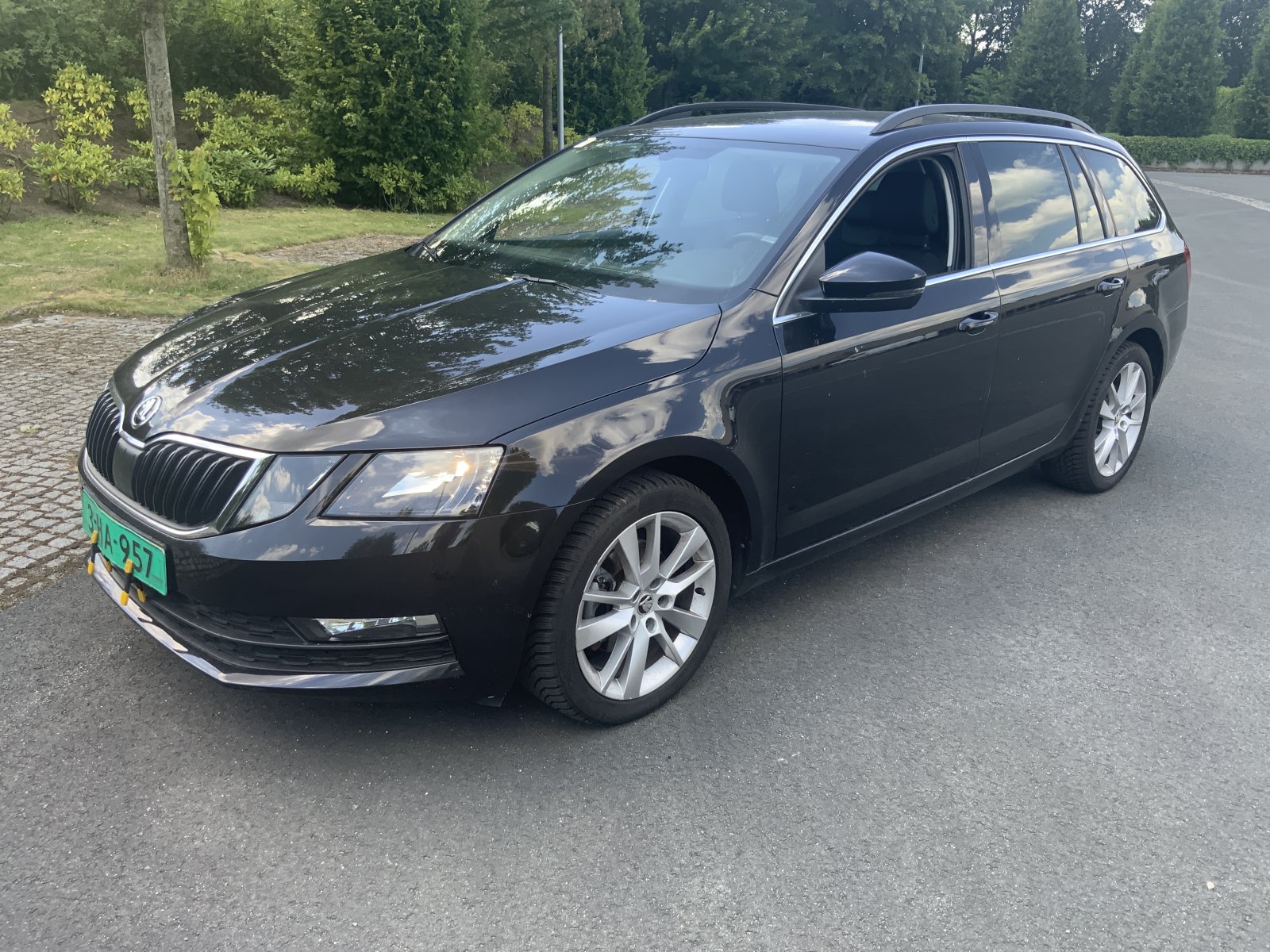 Skoda Octavia Combi 1.5 TSI Sport Bns 2020 - voorkant