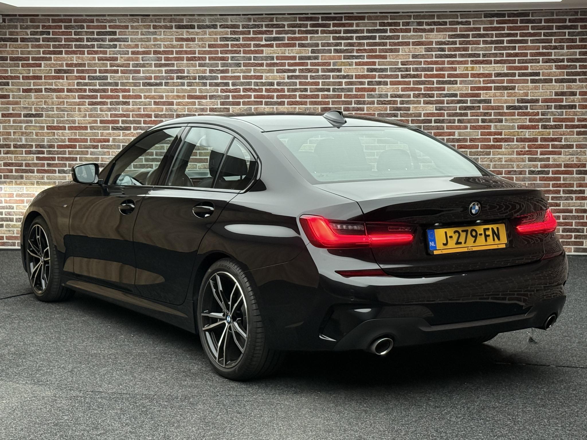 Foto van BMW 320i