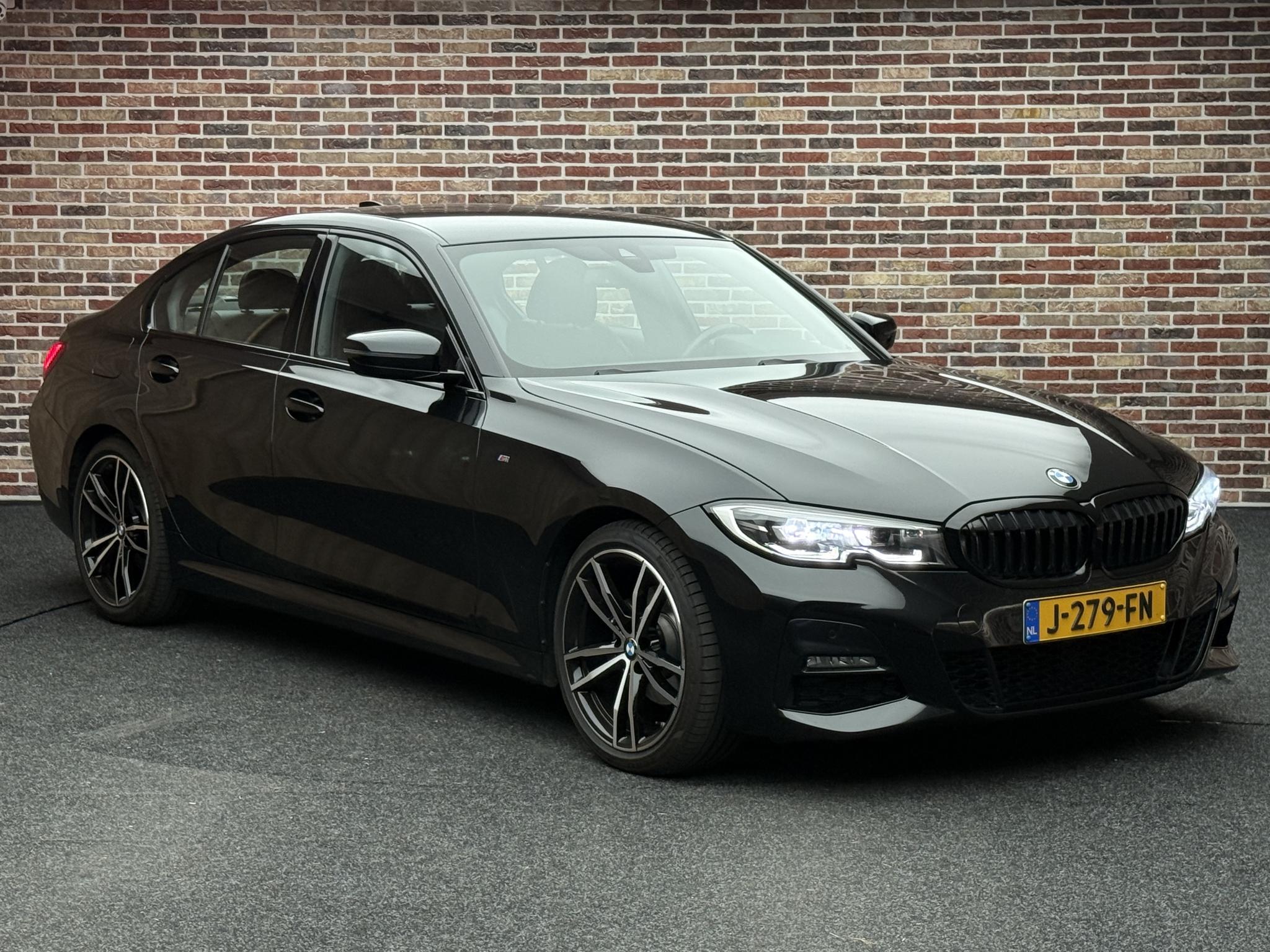 Foto van BMW 320i