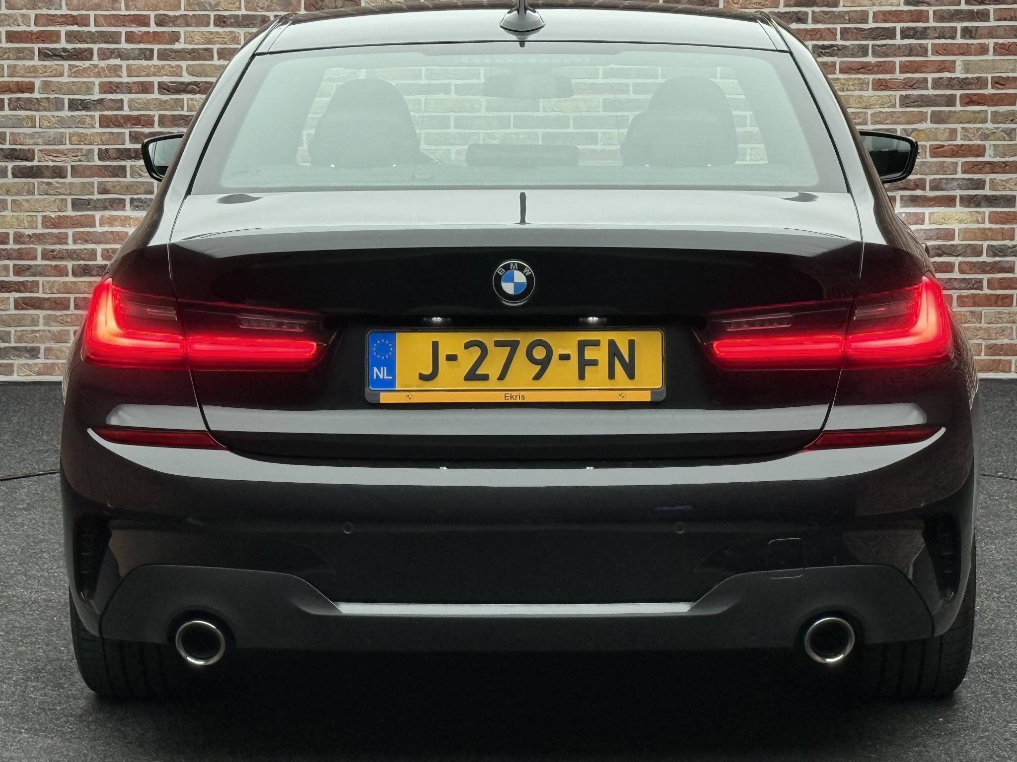 Foto van BMW 320i
