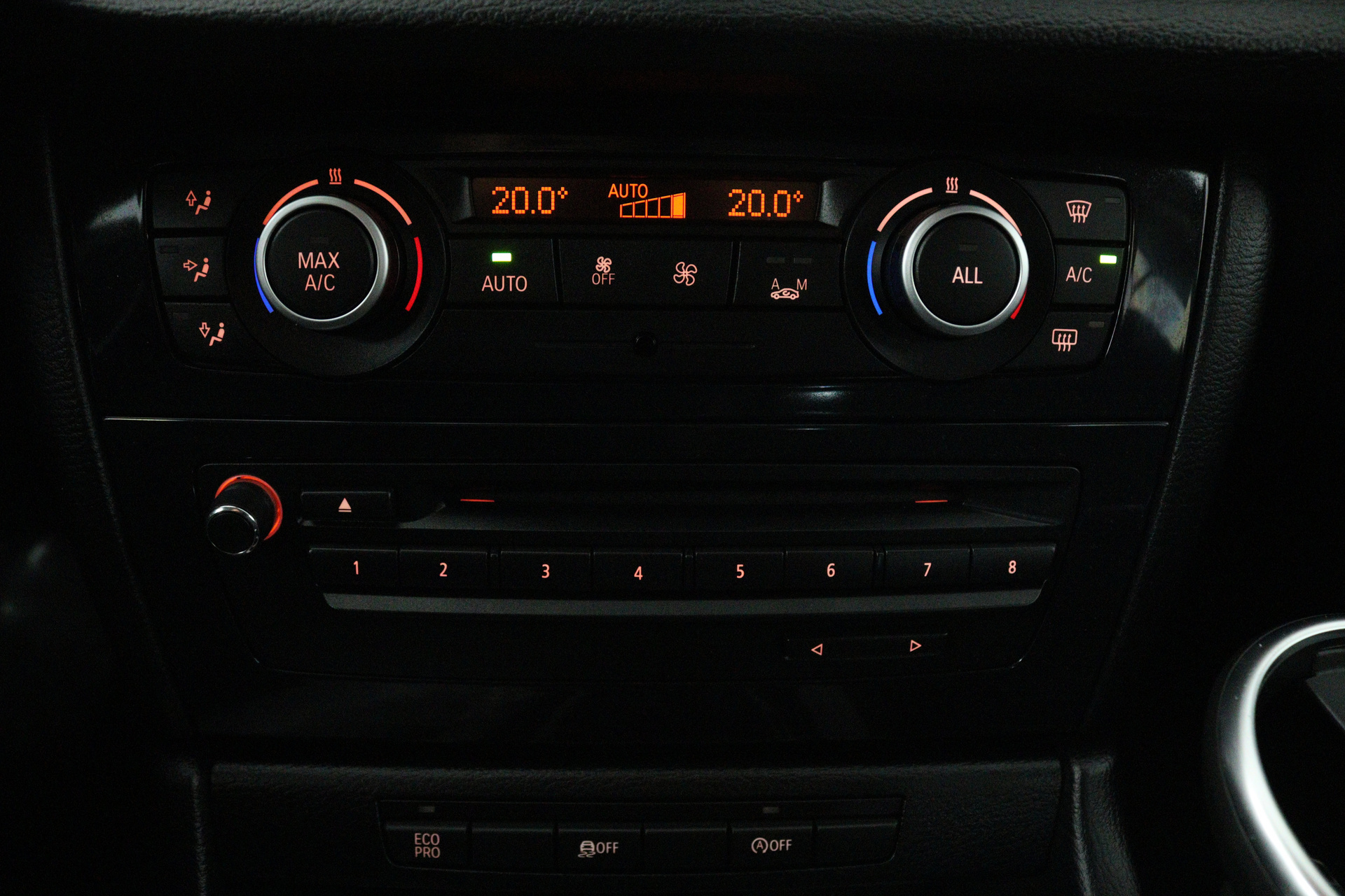 Foto van BMW X1 Sdrive20i