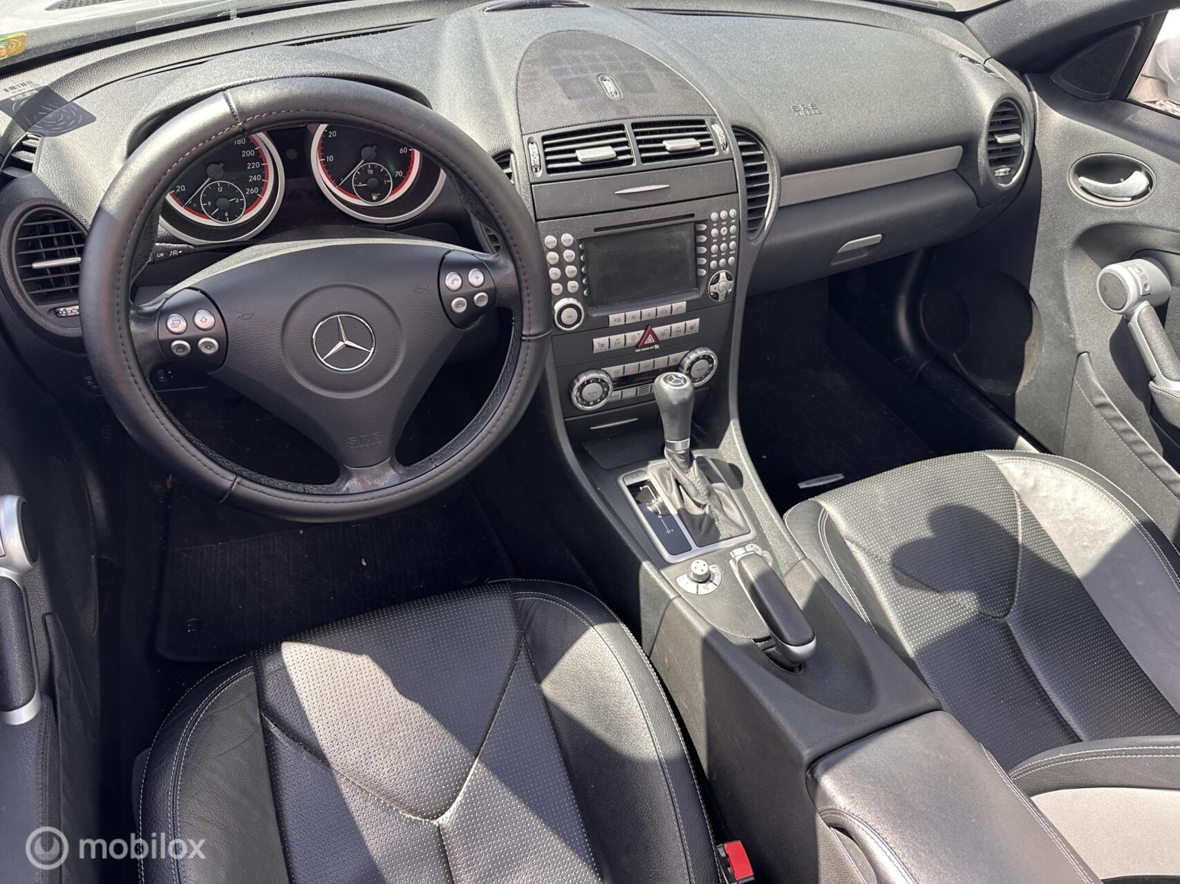 Foto van Mercedes-Benz SLK 200 Kompressor