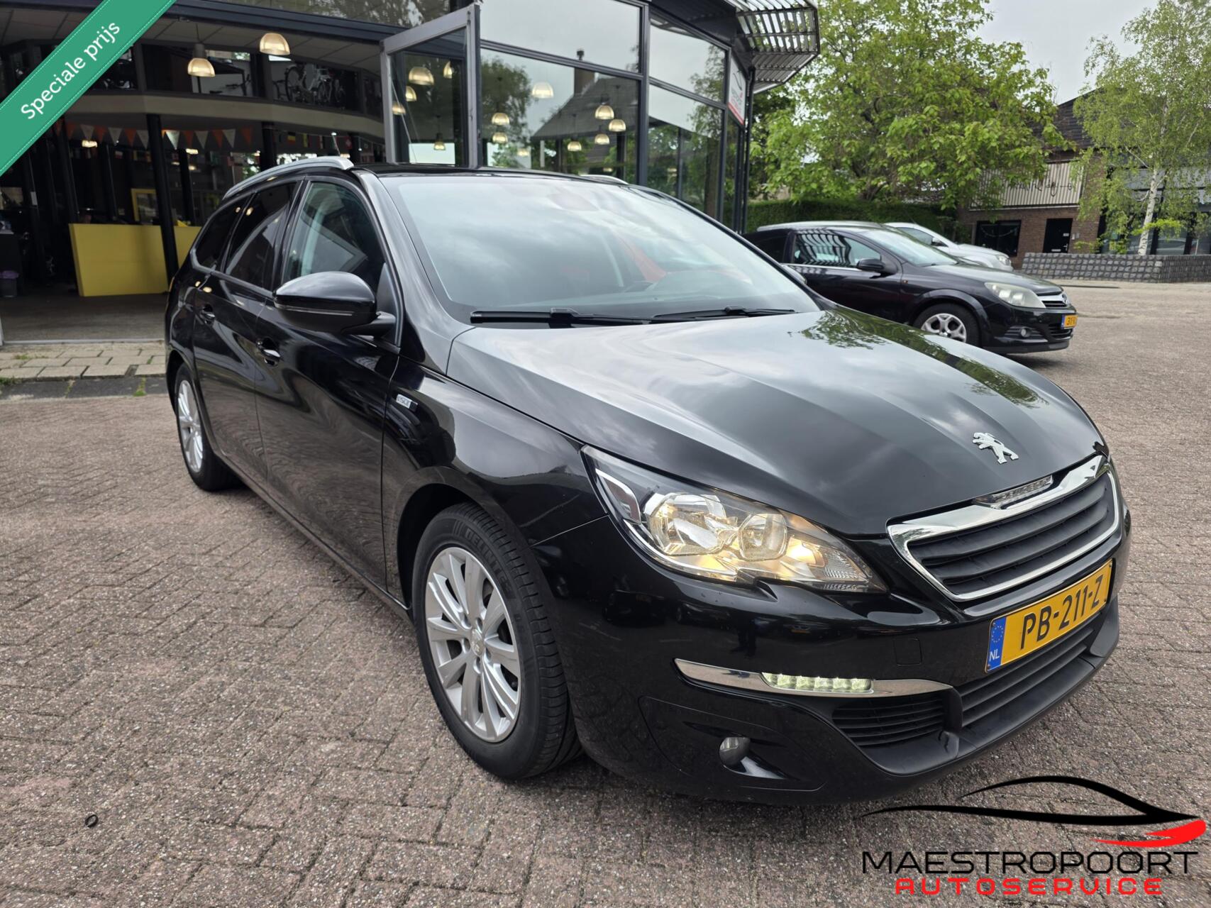 Peugeot 308 1.2  Allure 2016 - voorkant