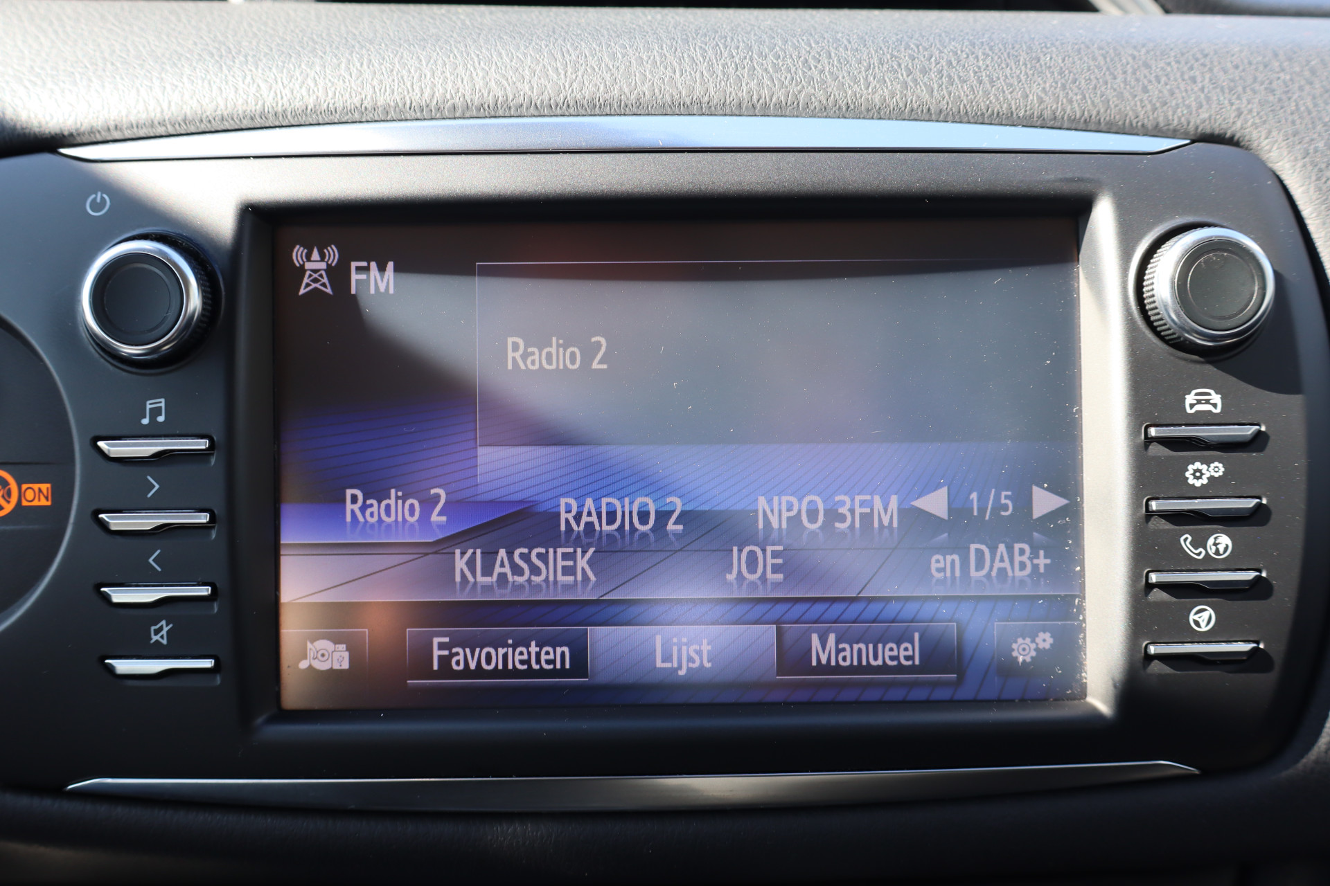 Foto van Toyota Toyota Yaris Hybrid