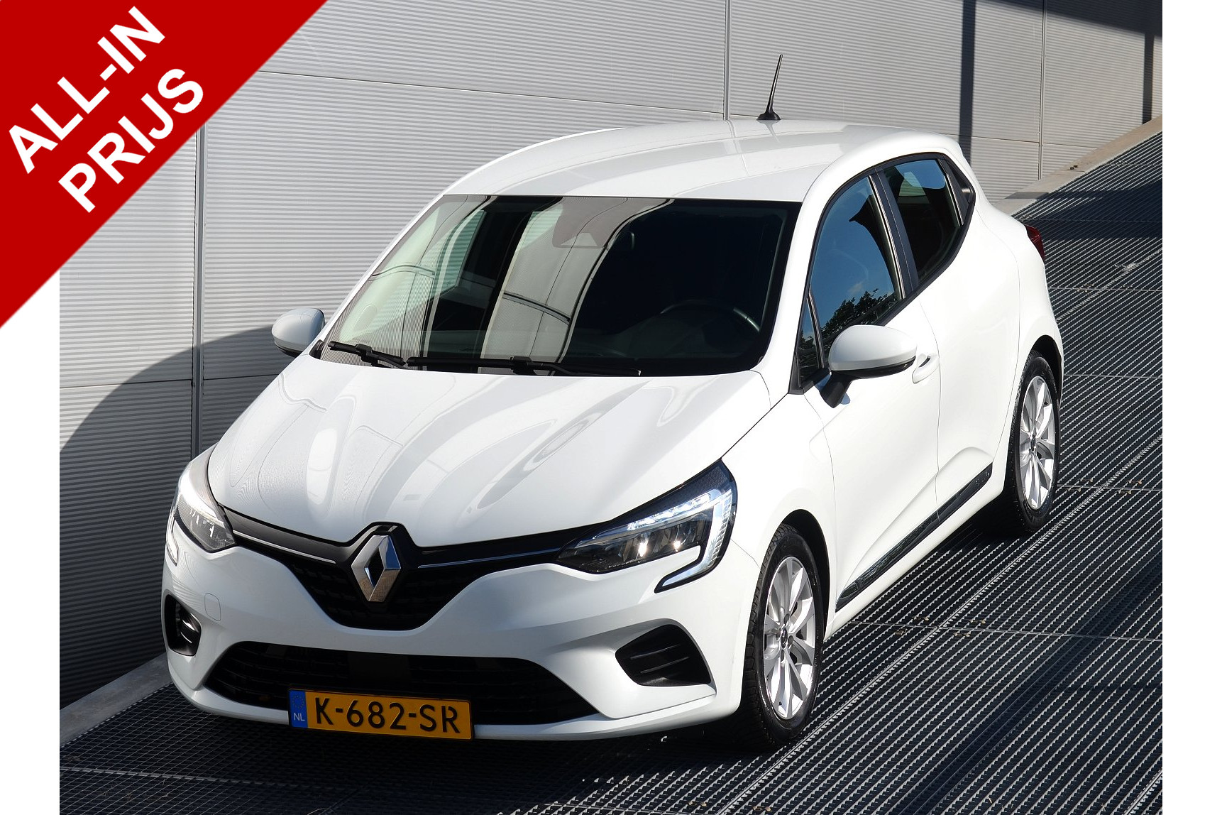 Renault Clio 1.0 TCE ZEN 2021 - voorkant