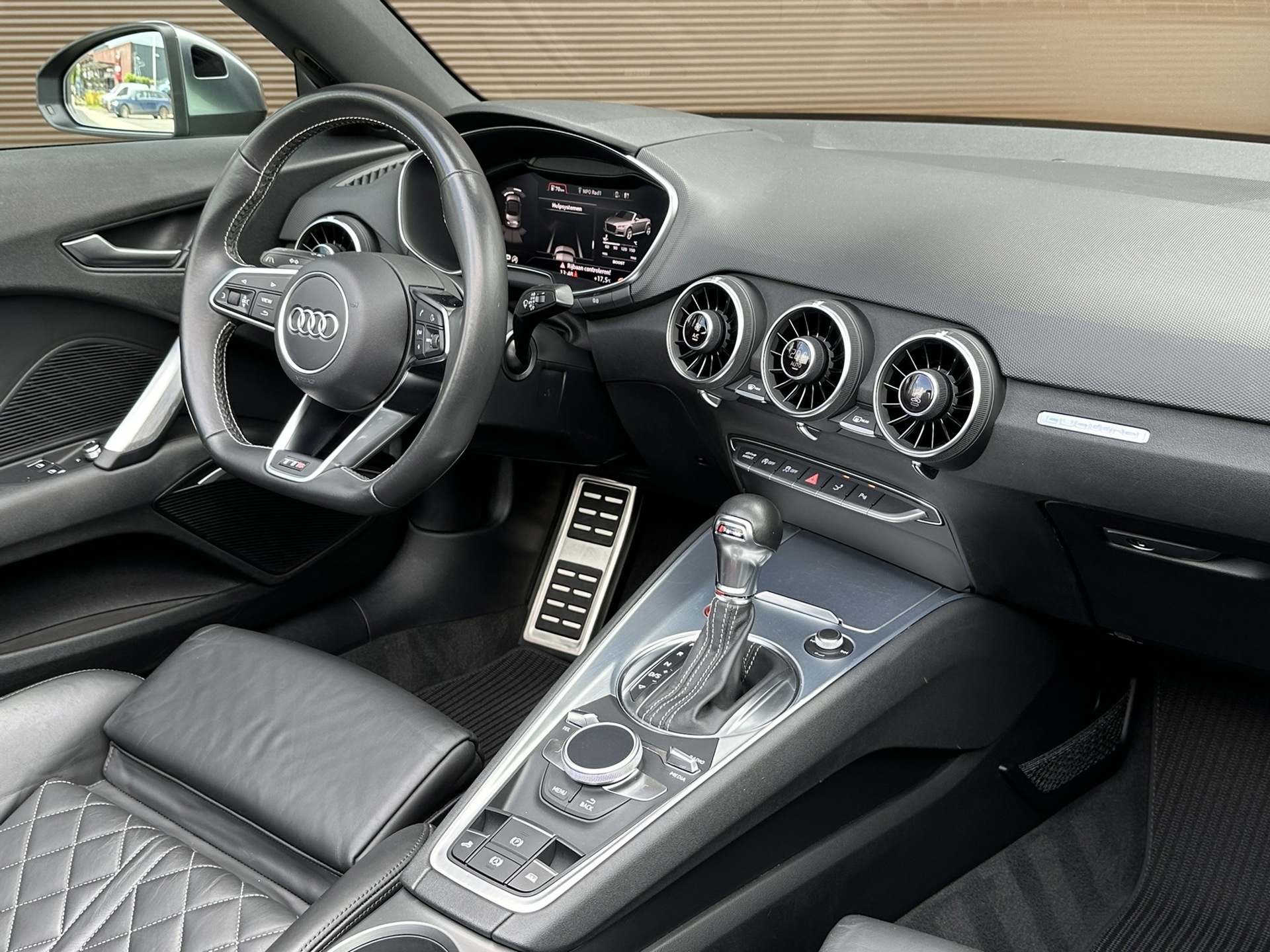 Foto van Audi TTS Roadster