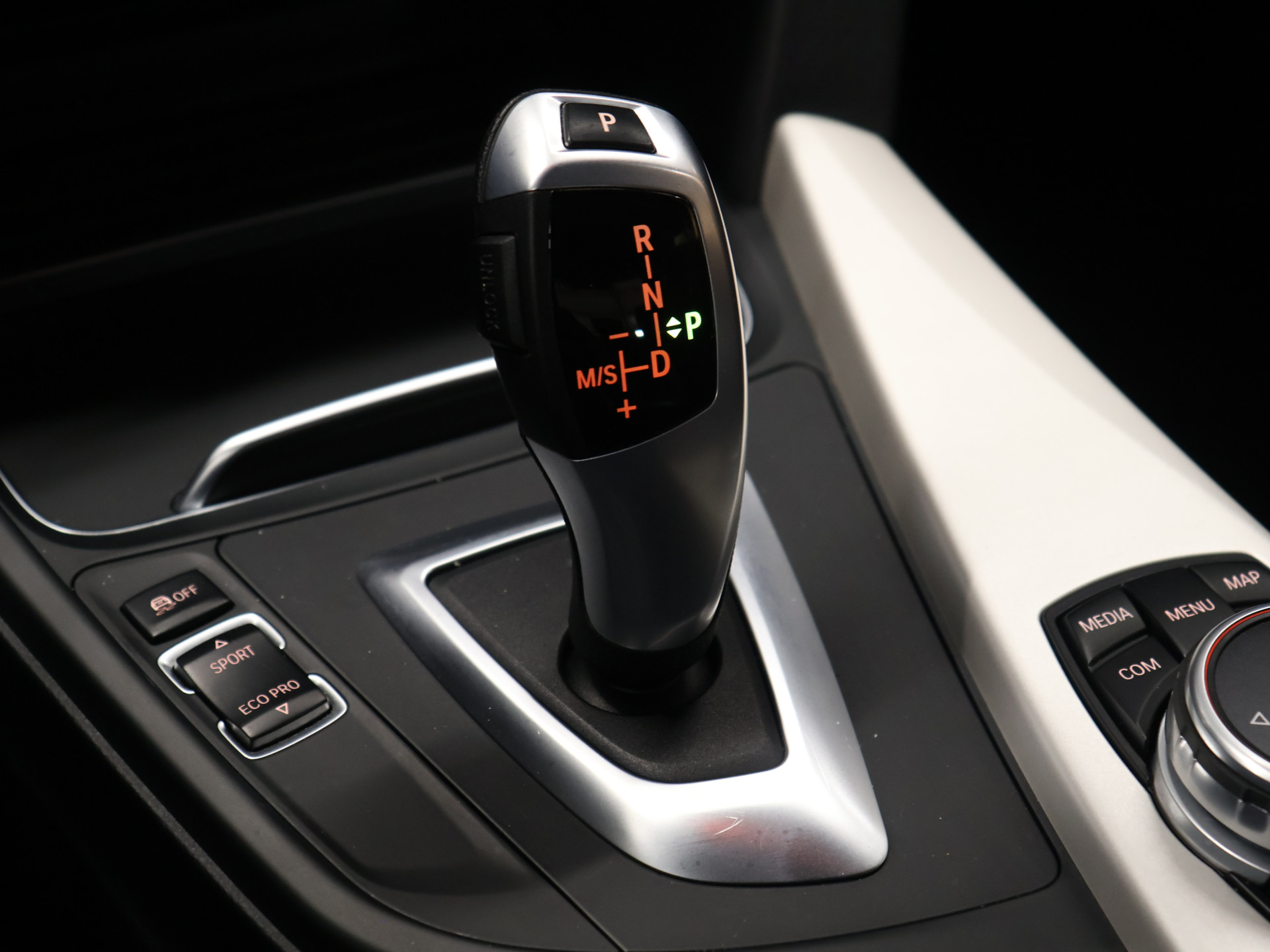 Foto van BMW 320i