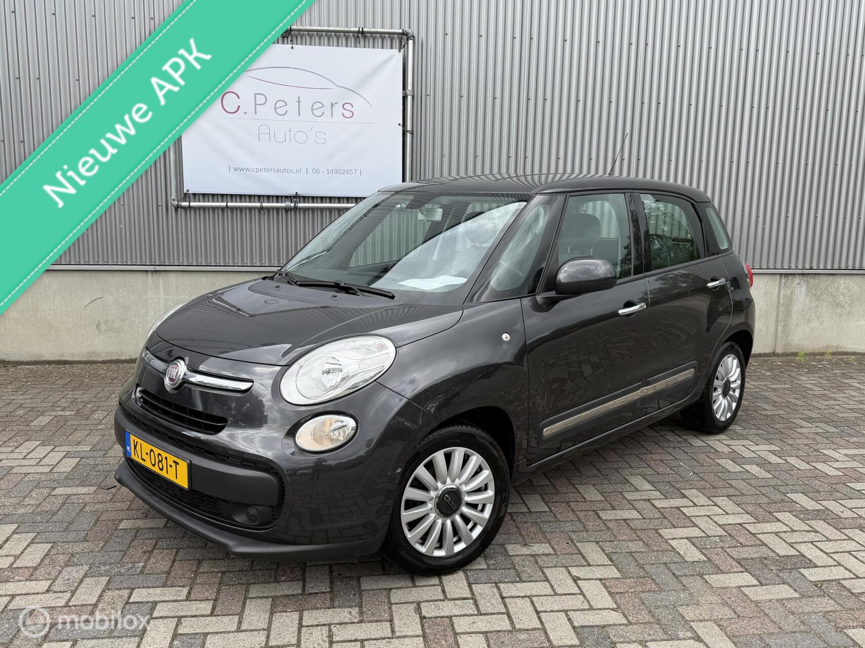 Fiat 500 L 1.4-16V Easy 2012 / Airco / Cruisecontrol / Bluetooth / NAP 2012 - voorkant