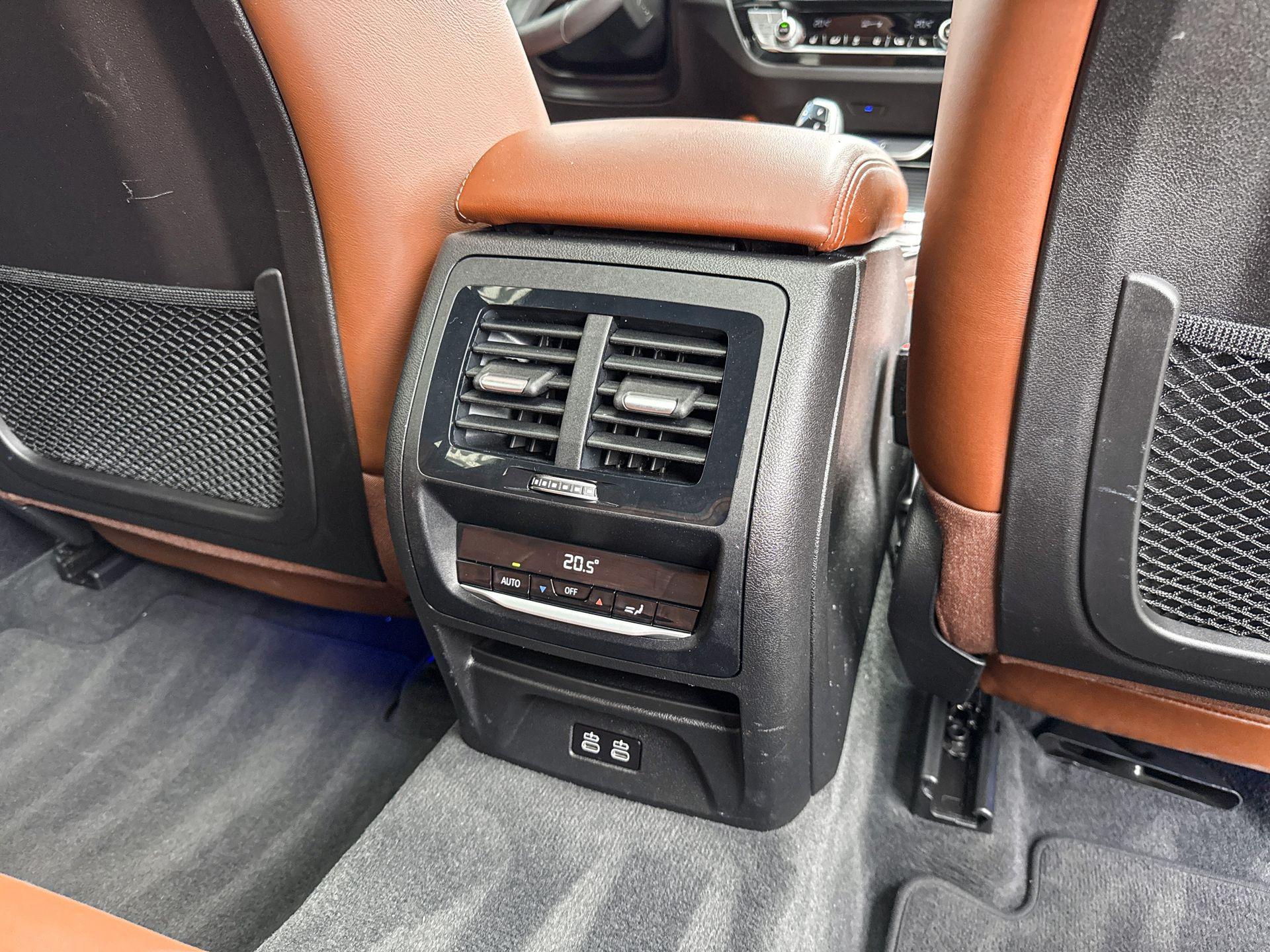 Foto van BMW X4 Xdrive30i