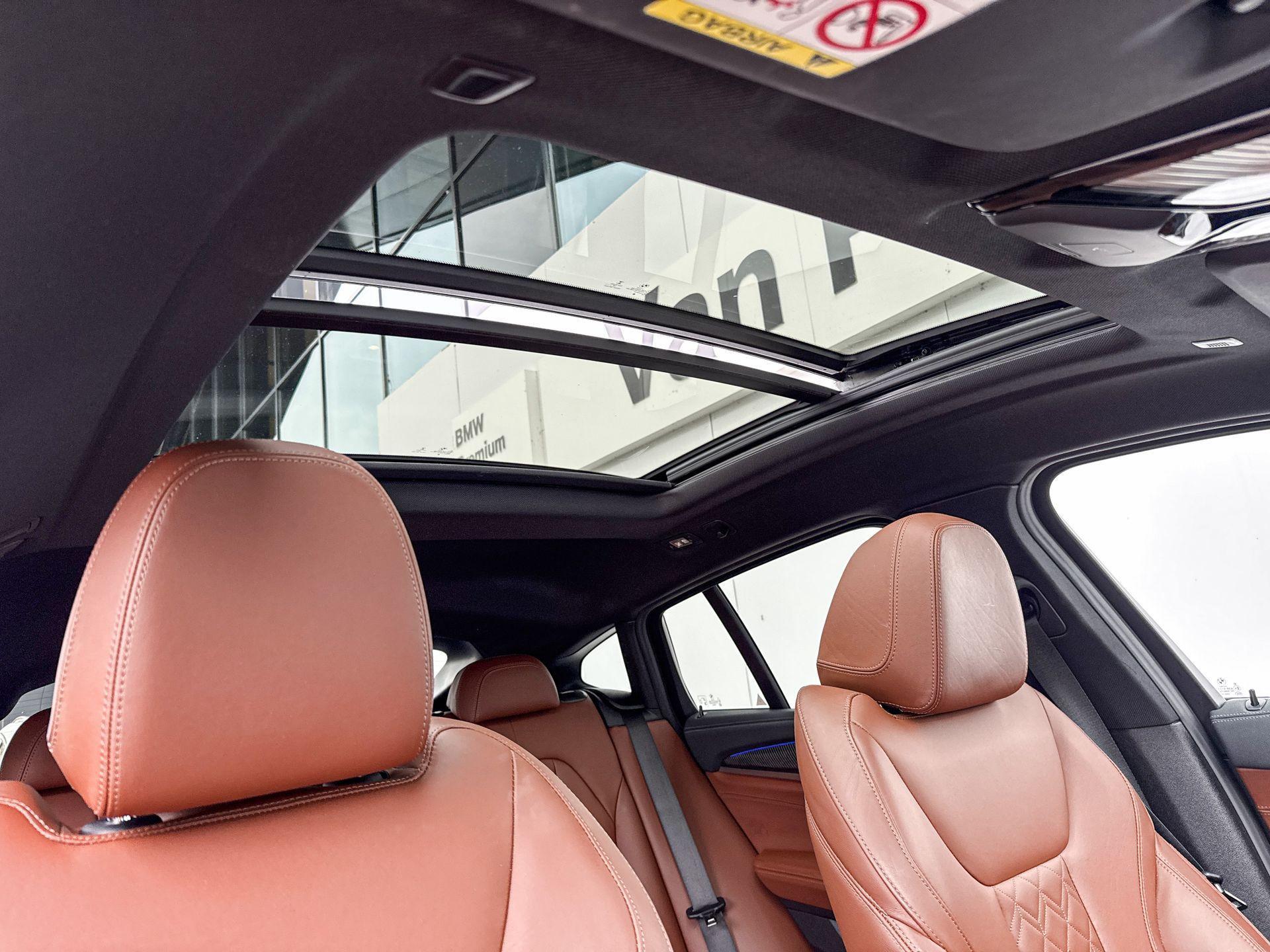 Foto van BMW X4 Xdrive30i