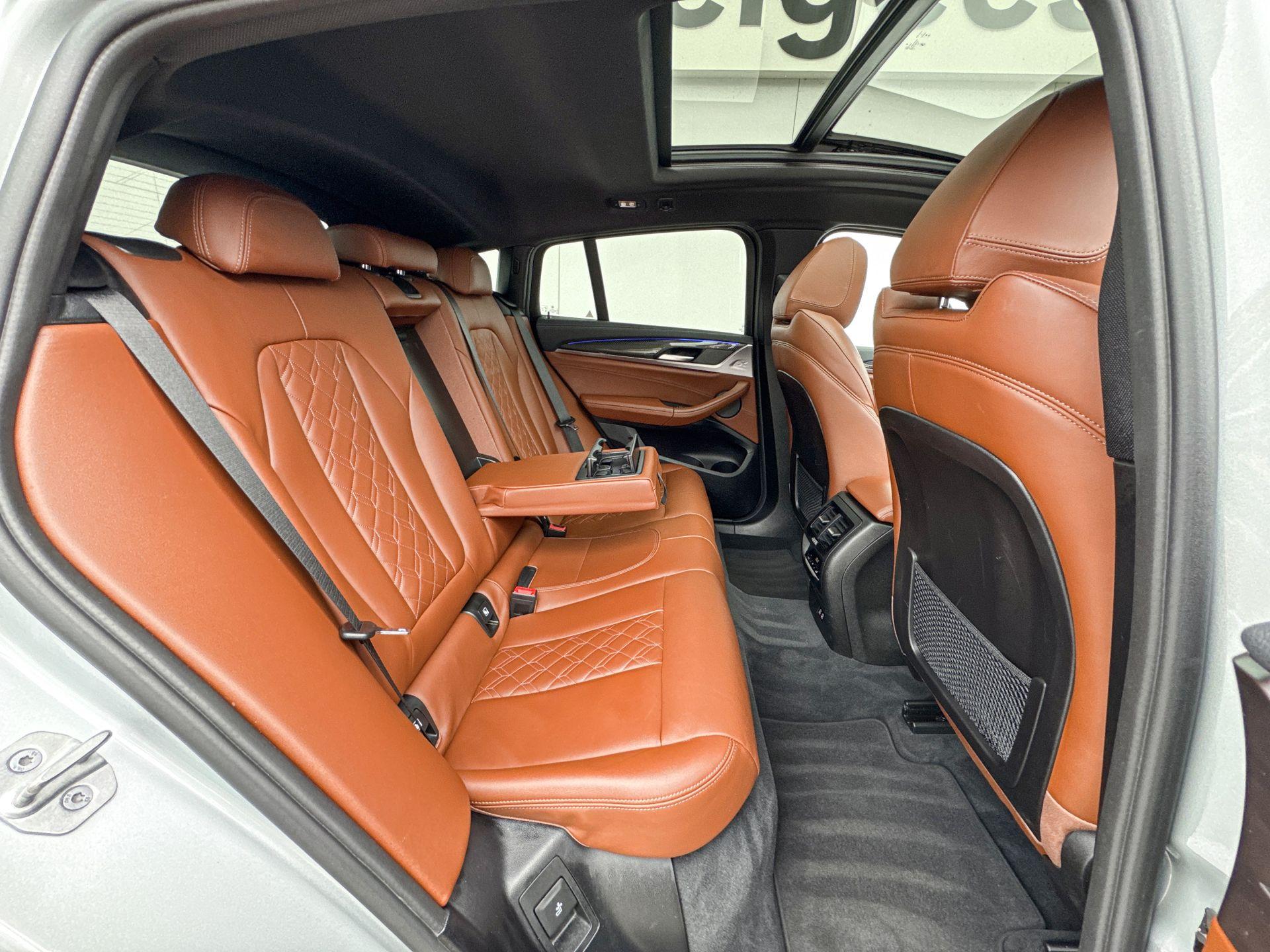 Foto van BMW X4 Xdrive30i