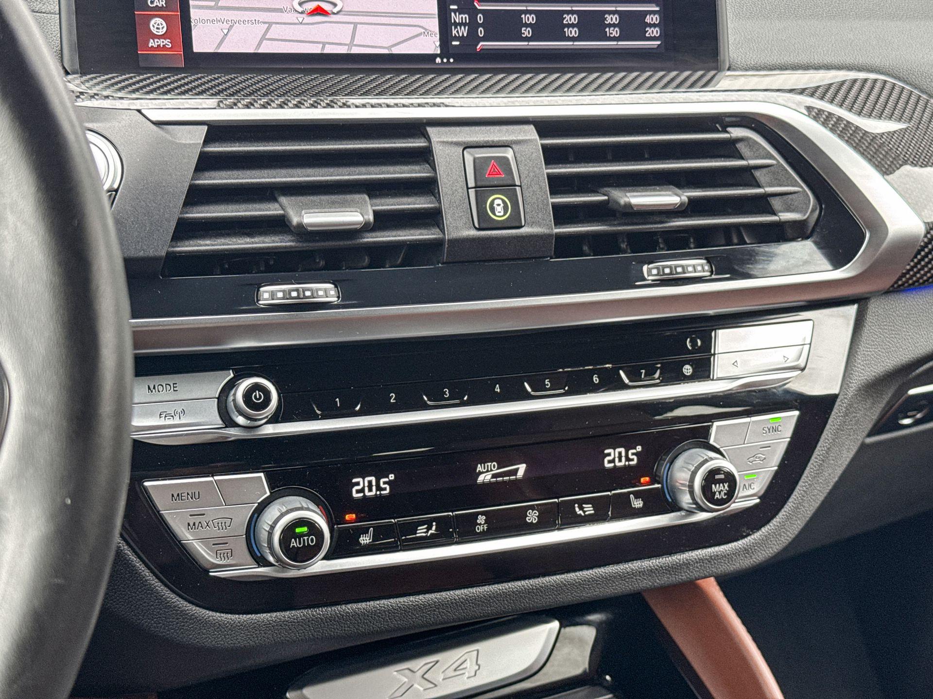 Foto van BMW X4 Xdrive30i