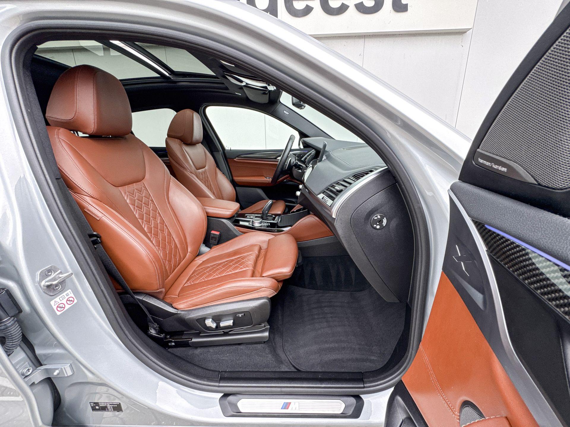Foto van BMW X4 Xdrive30i