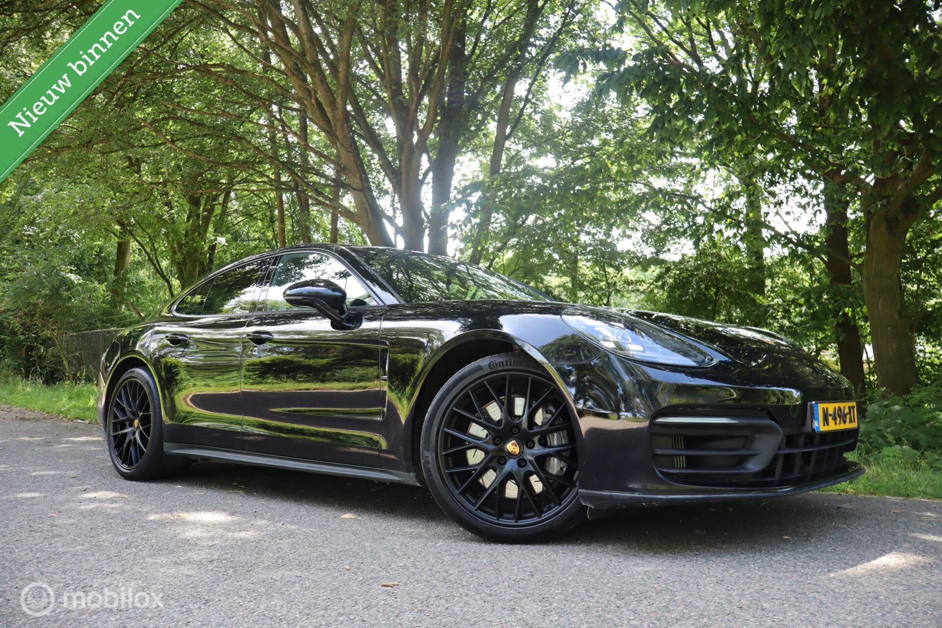 Foto van PORSCHE PANAMERA 4 E-HYBRID
