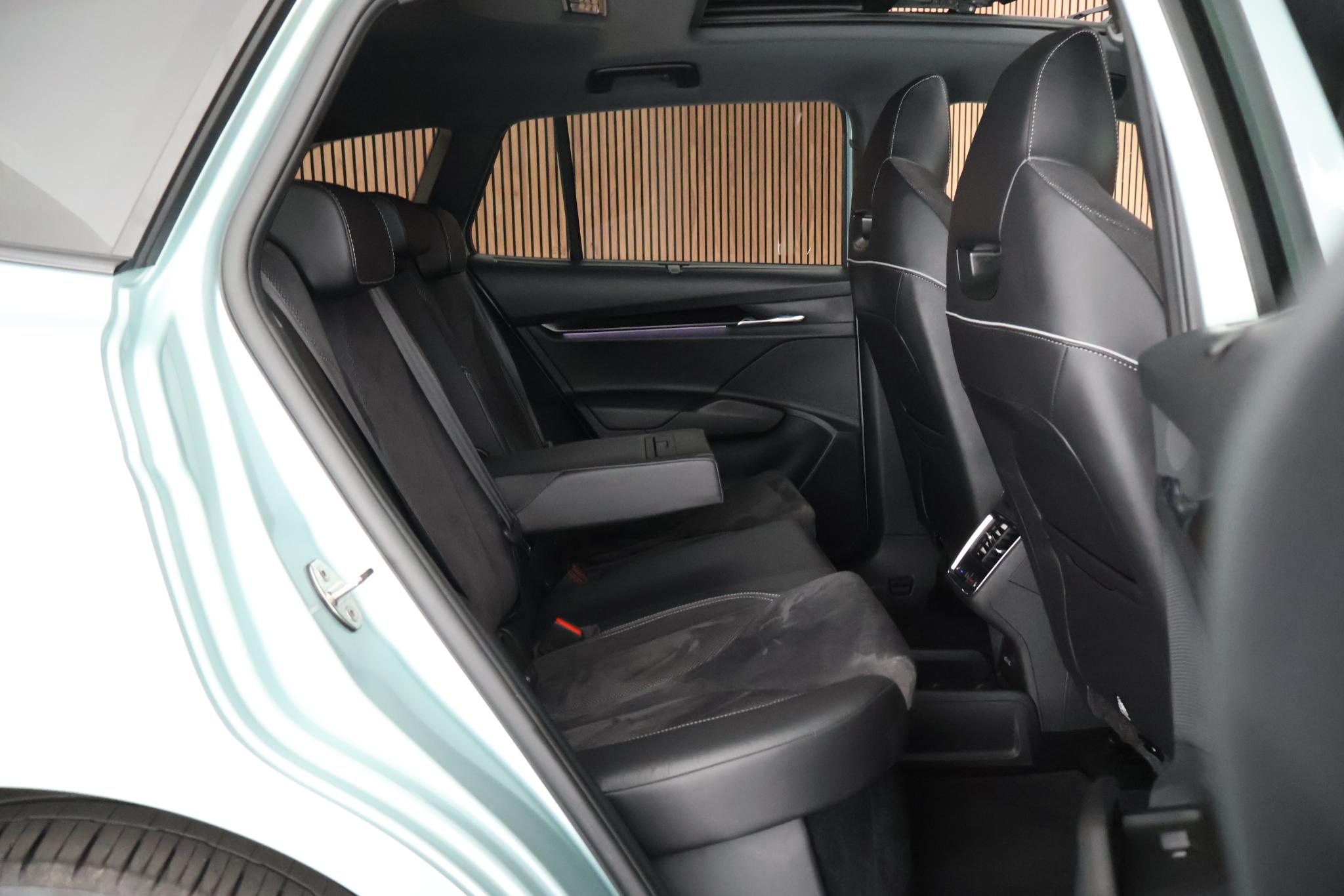 Foto van Skoda Enyaq 80