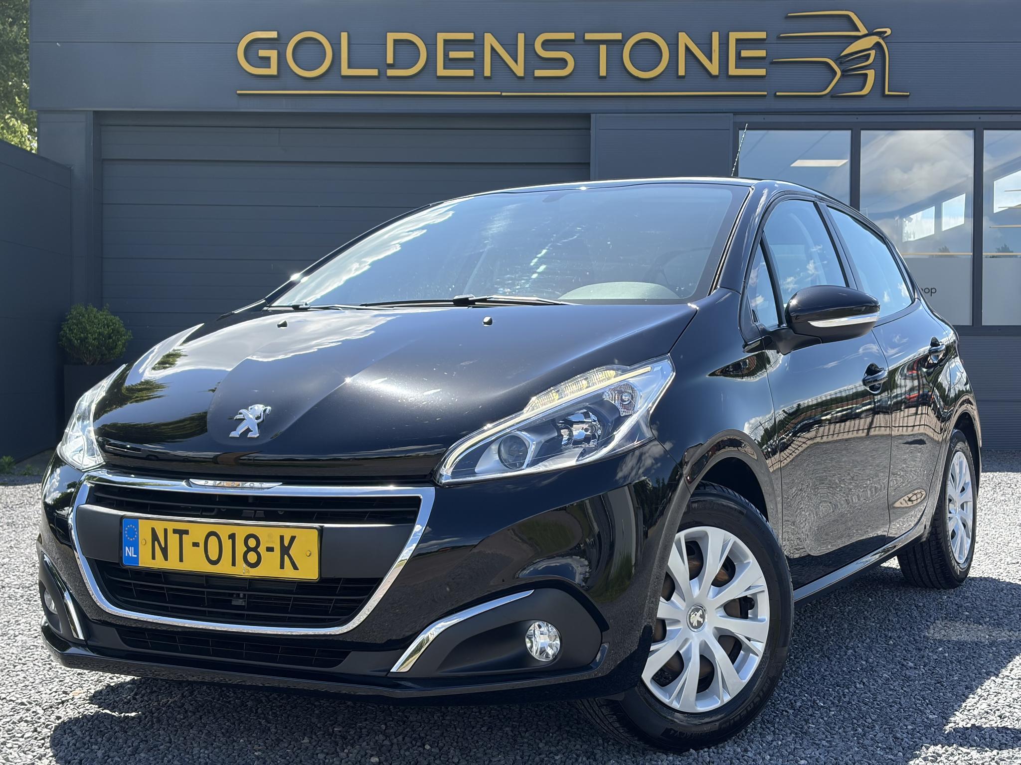 Peugeot 208 1.2 PureTech Blue Lion 2017 - voorkant