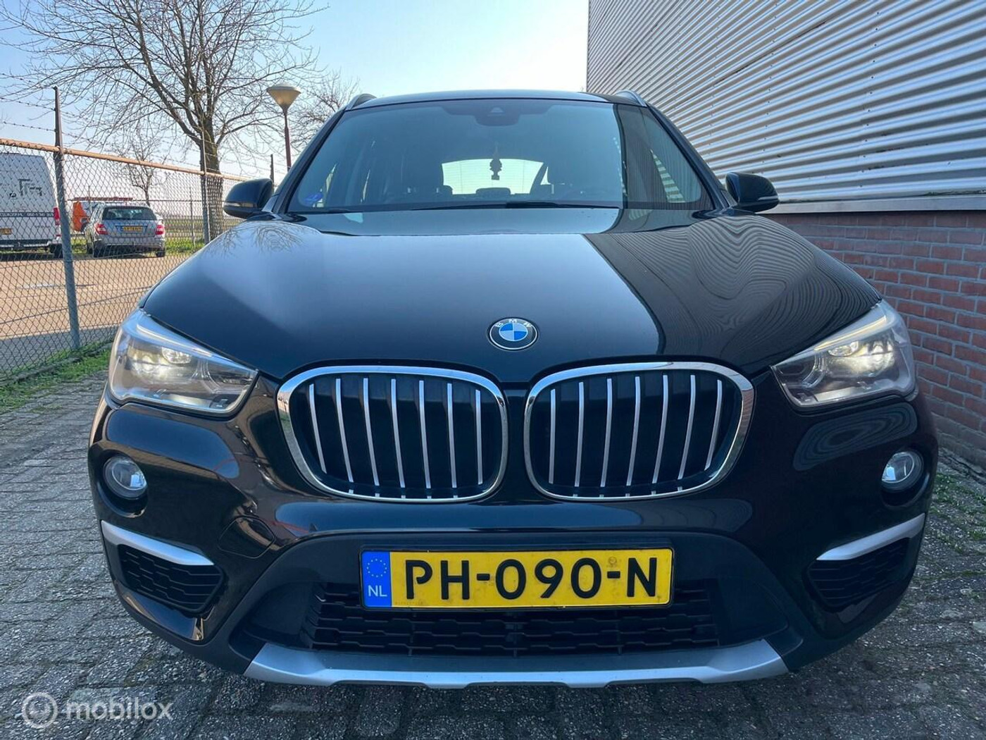 Foto van BMW X1 Sdrive18i