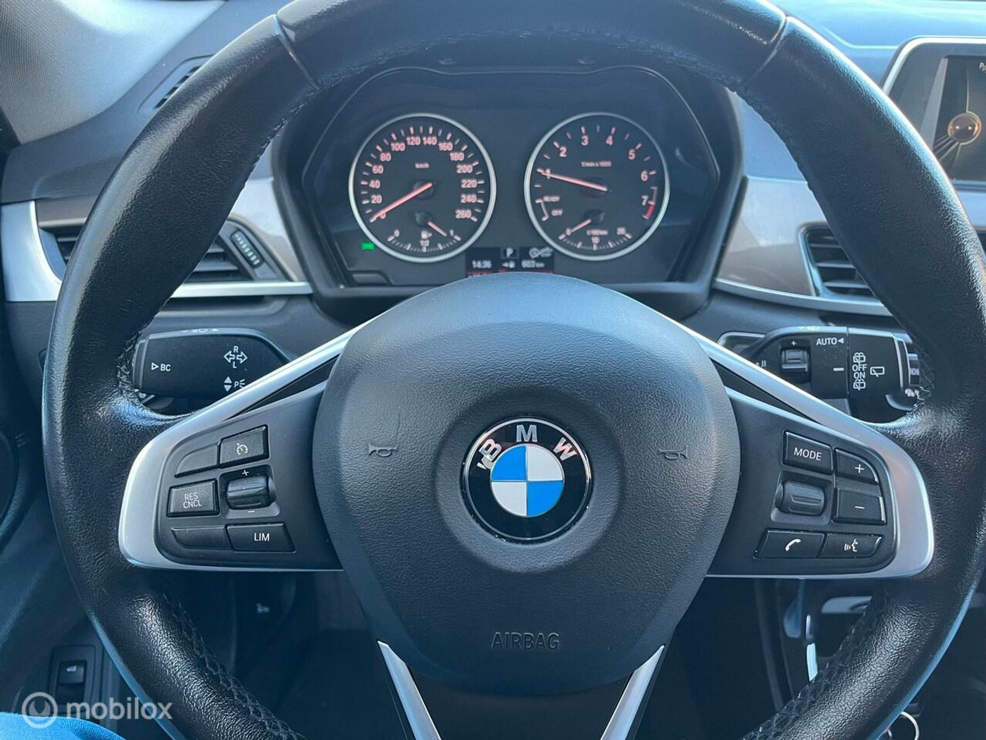 Foto van BMW X1 Sdrive18i