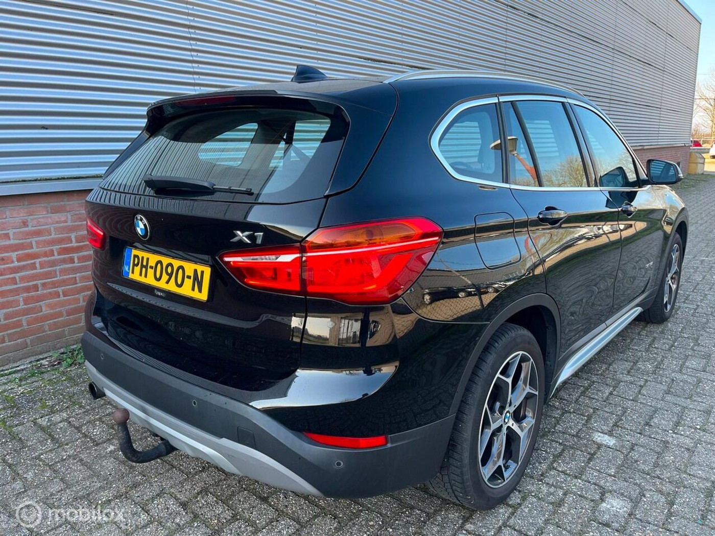 Foto van BMW X1 Sdrive18i