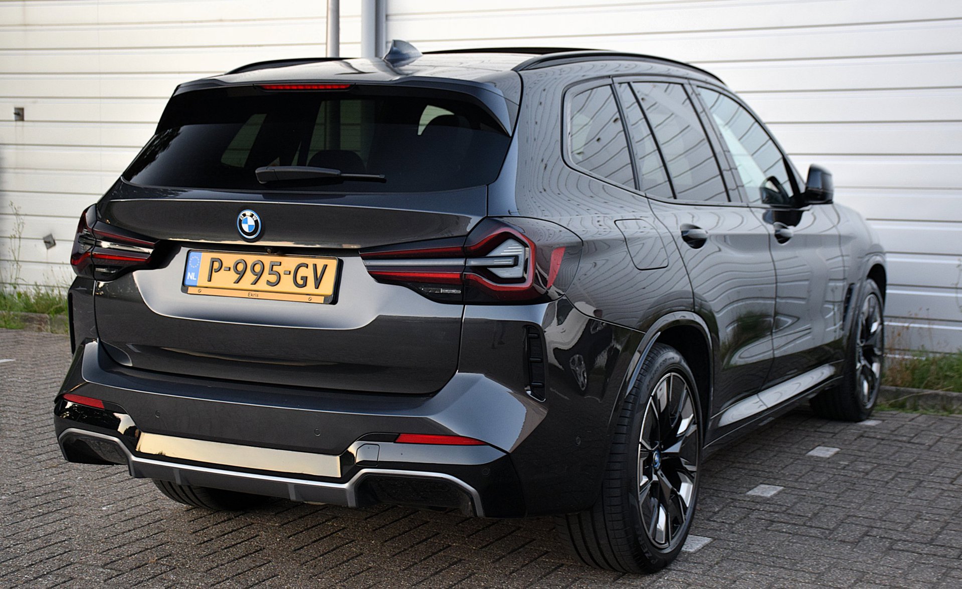 Foto van BMW Ix3