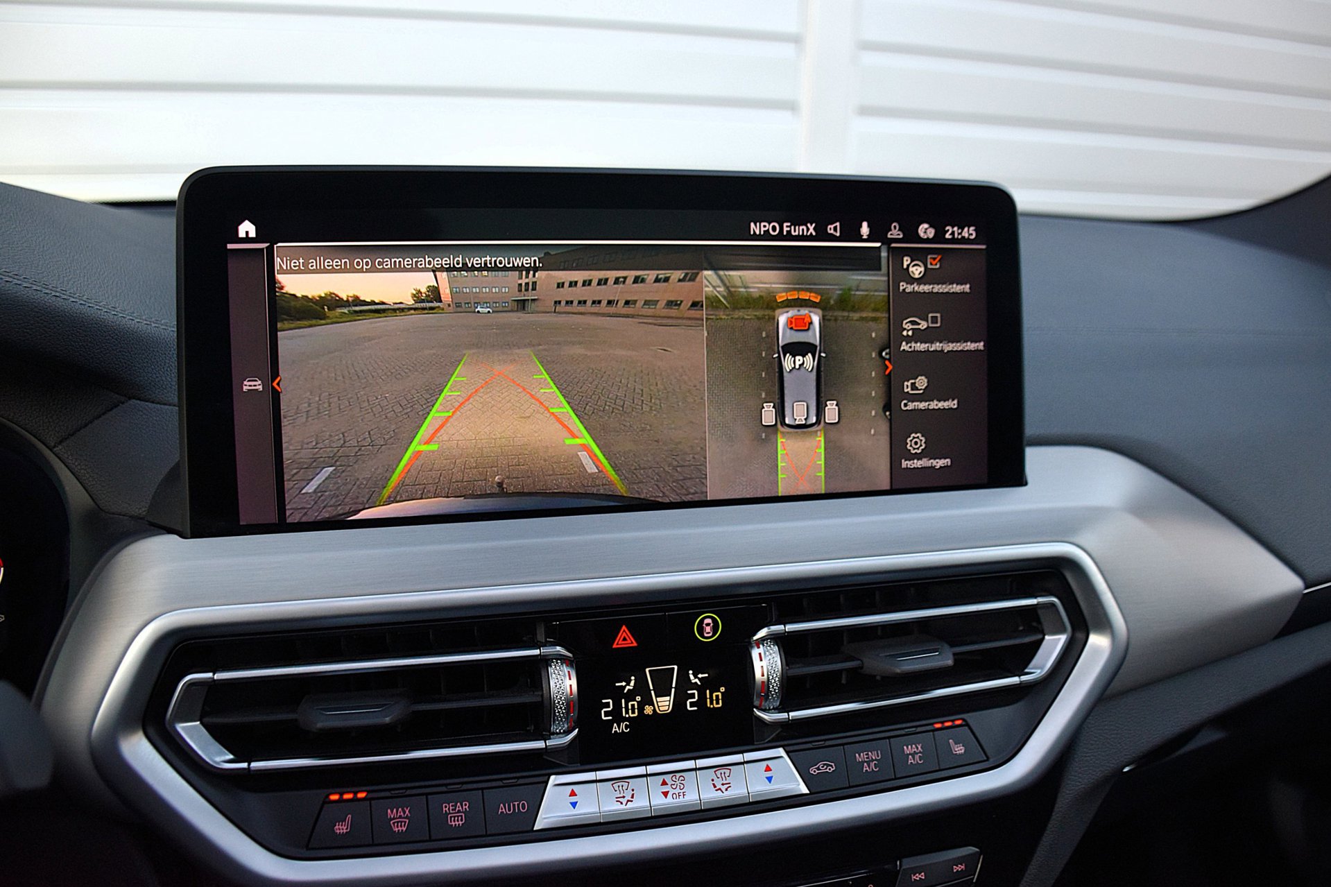 Foto van BMW Ix3