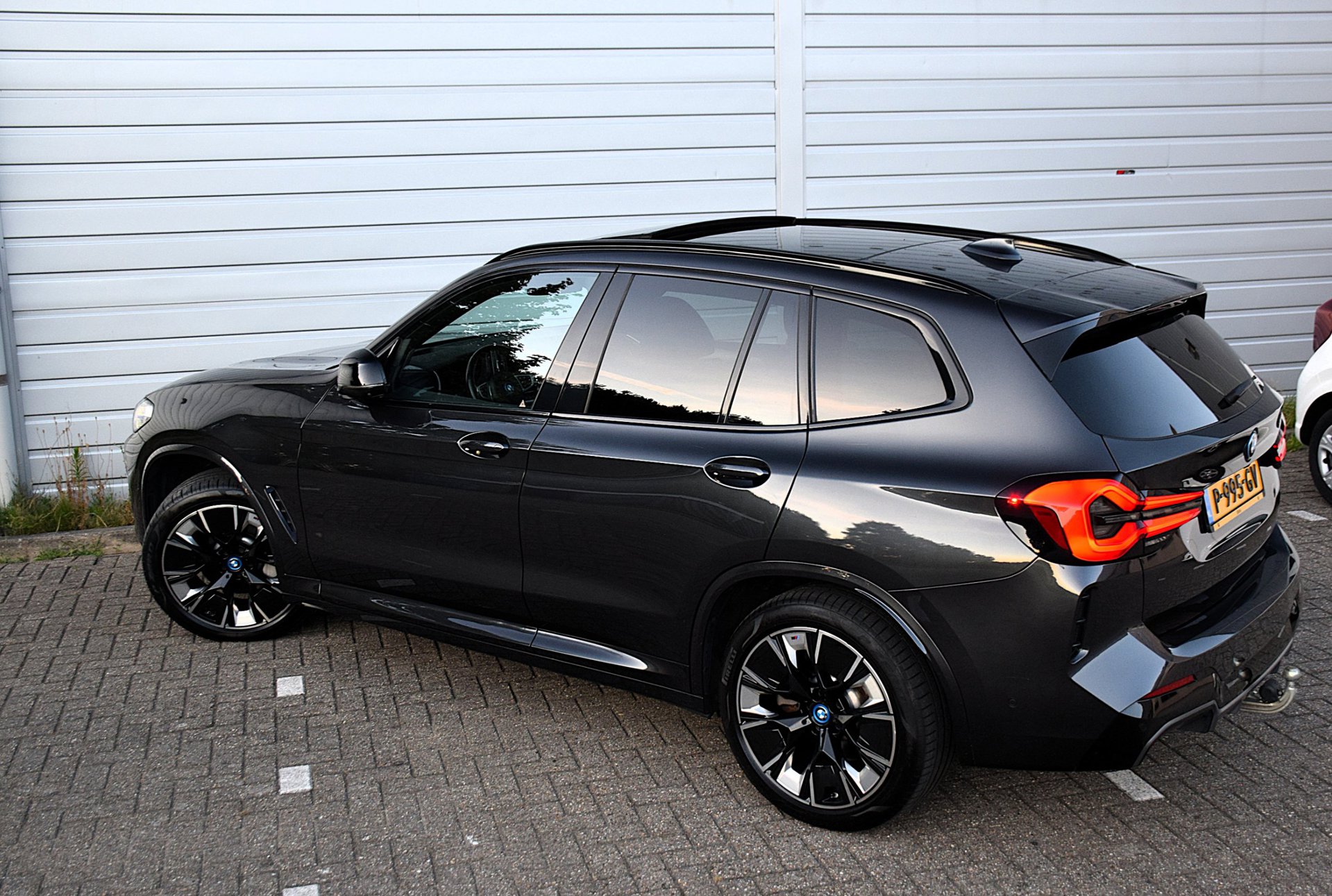 Foto van BMW Ix3