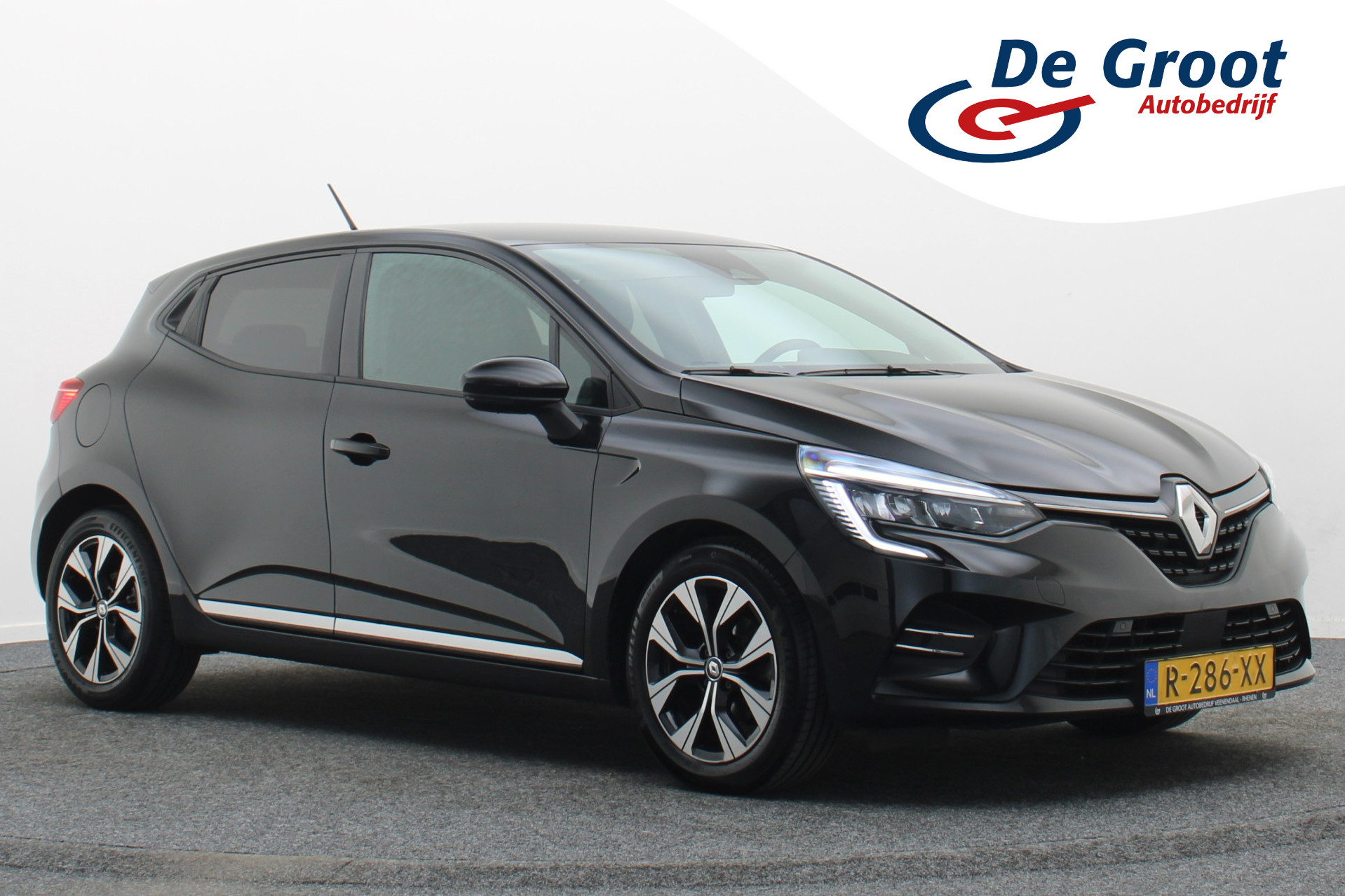 Renault Clio 1.0 TCe 90 Evolution 2022 - voorkant