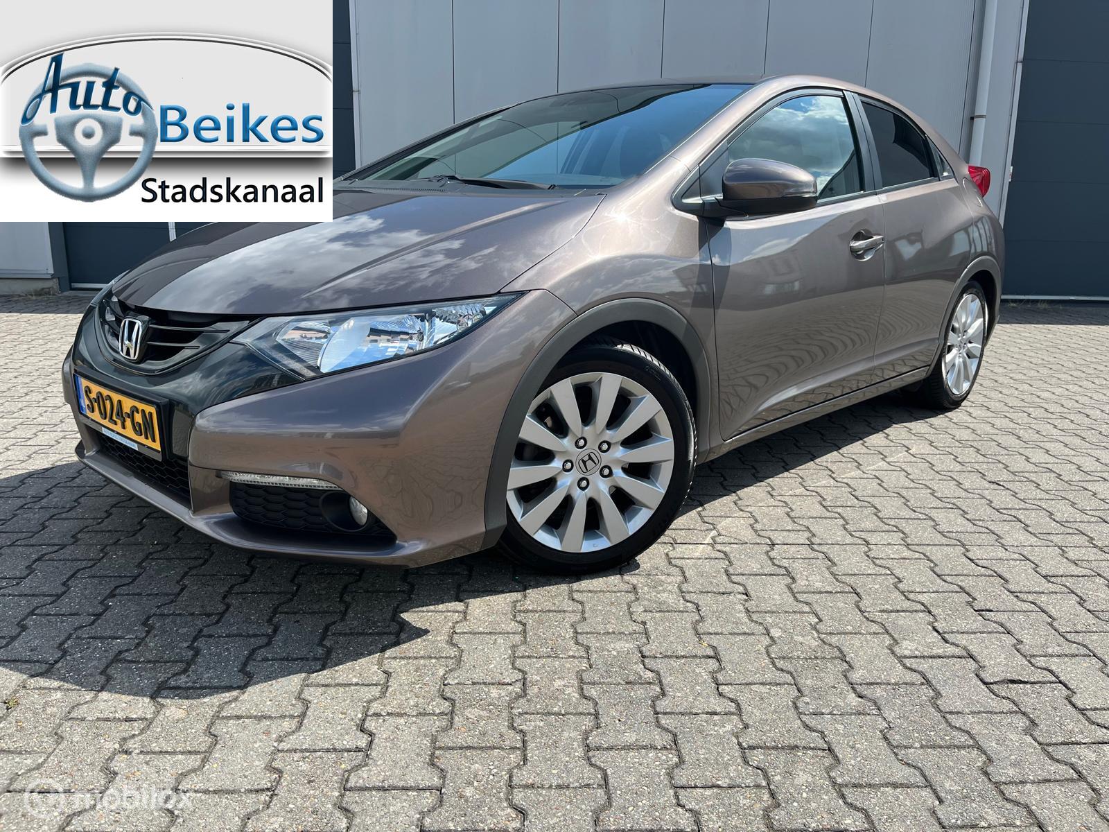 Foto van HONDA CIVIC 5DR