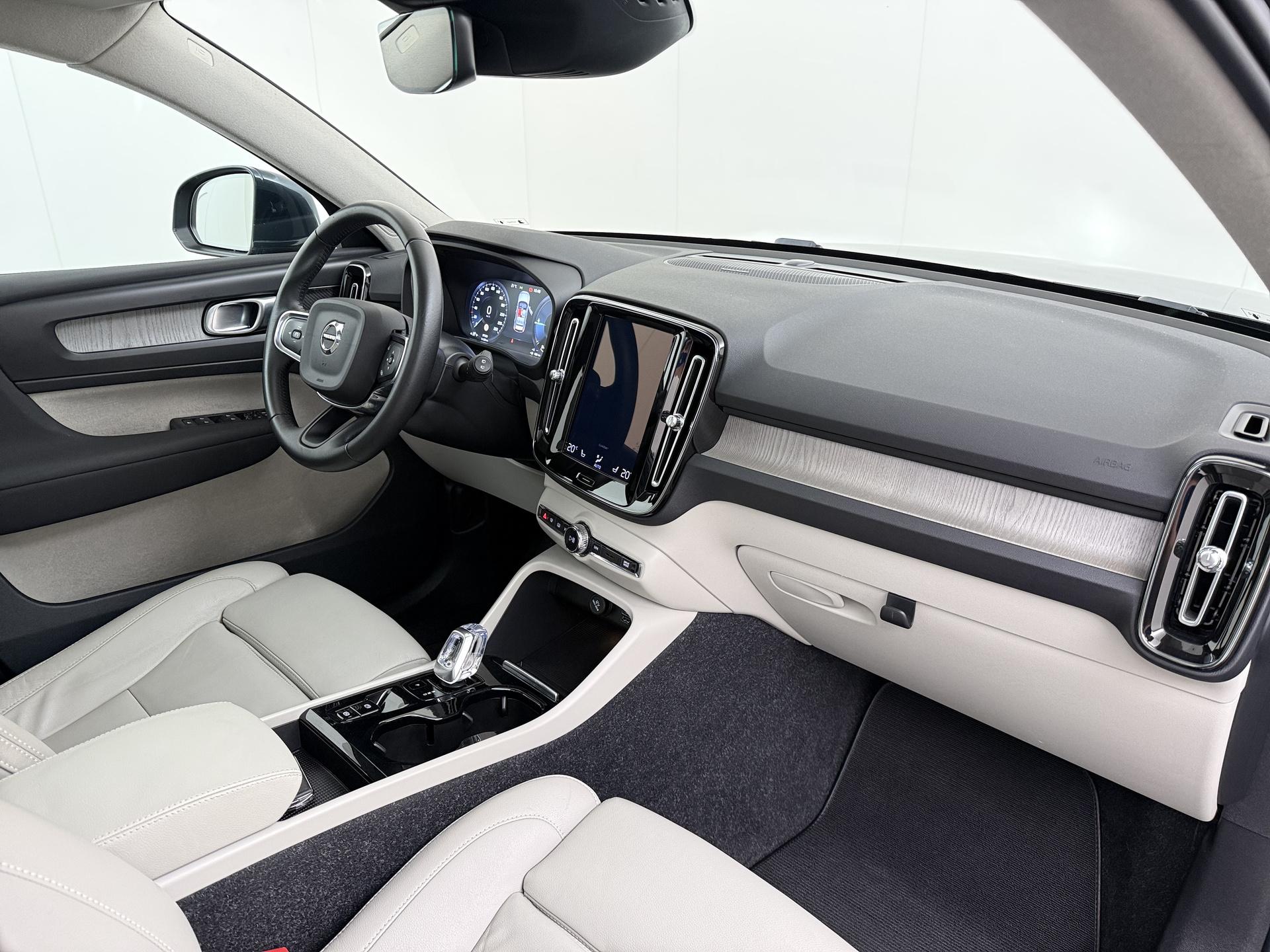 Foto van Volvo XC40