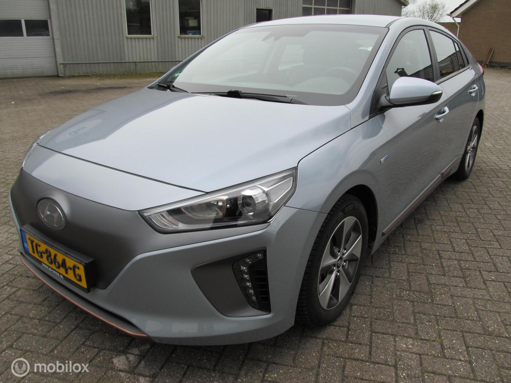 Foto van HYUNDAI IONIQ