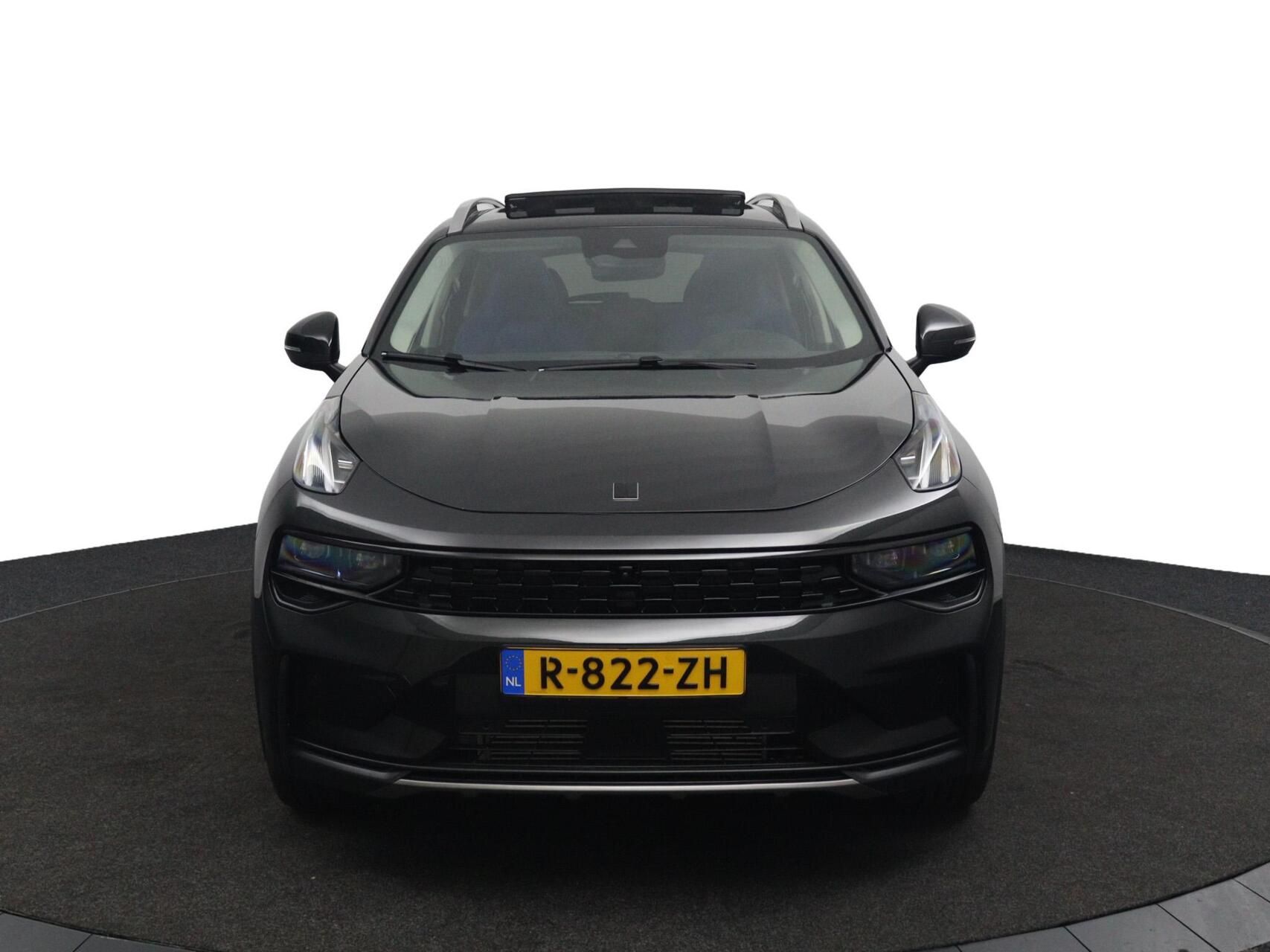 Foto van Lynk&co LYNK & Co 01