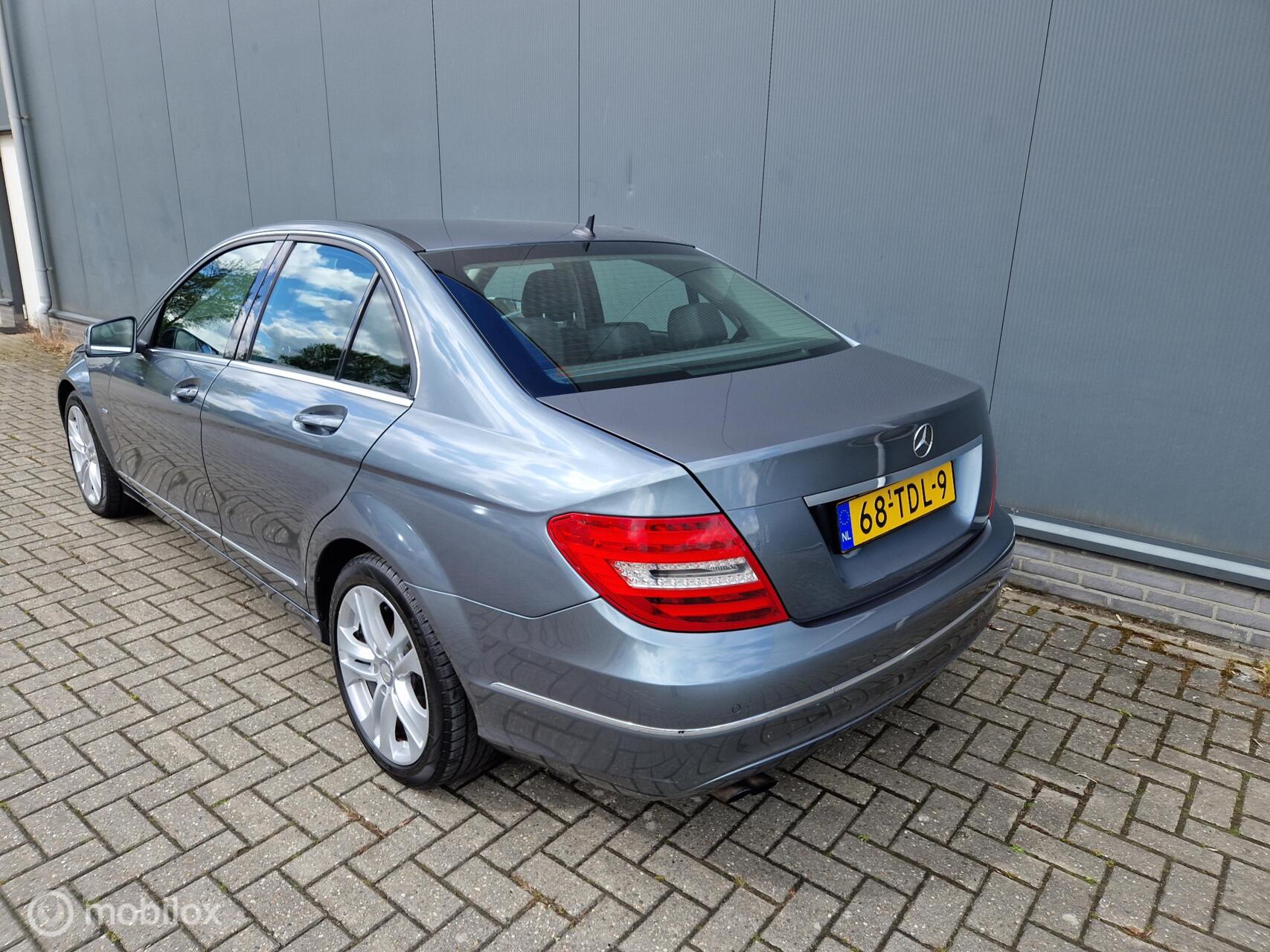 Foto van Mercedes-Benz C 180