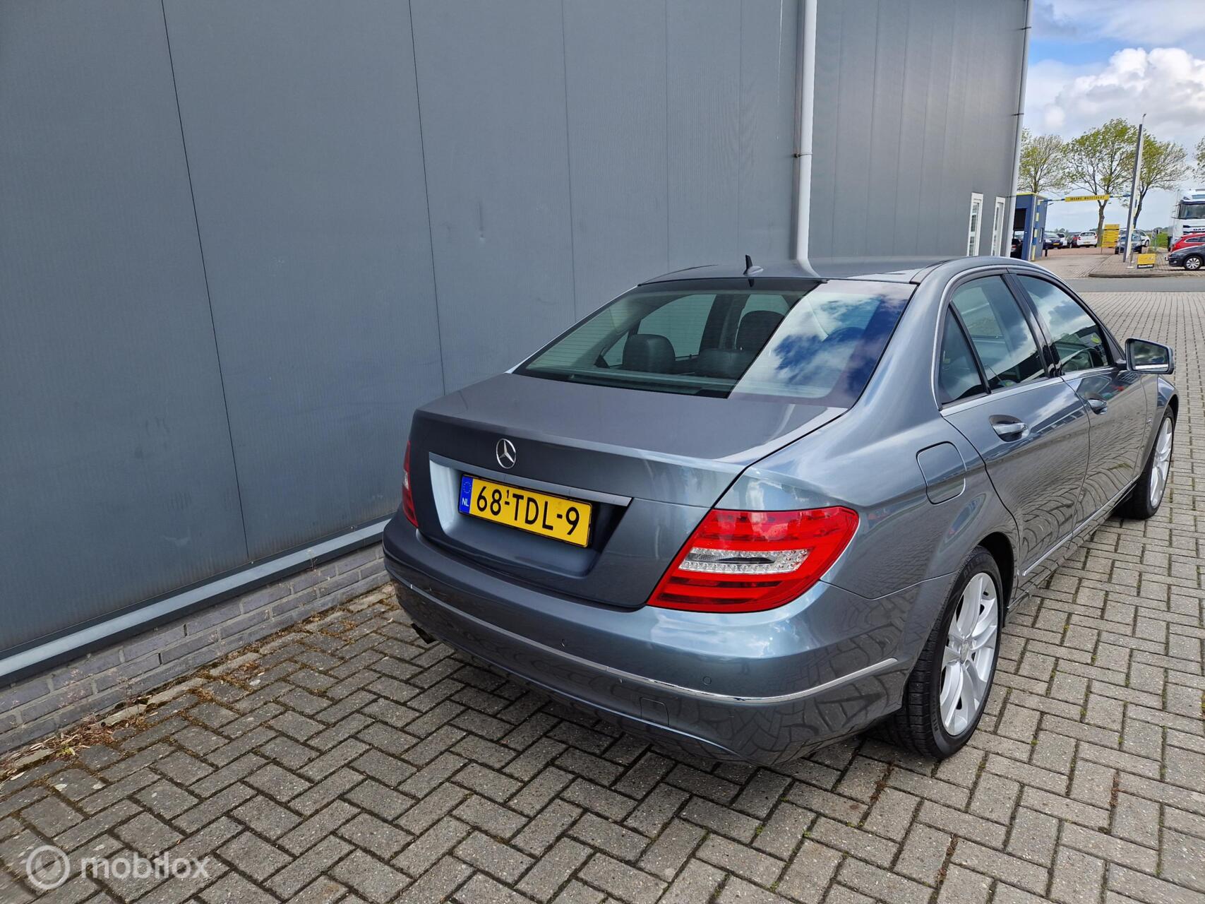 Foto van Mercedes-Benz C 180