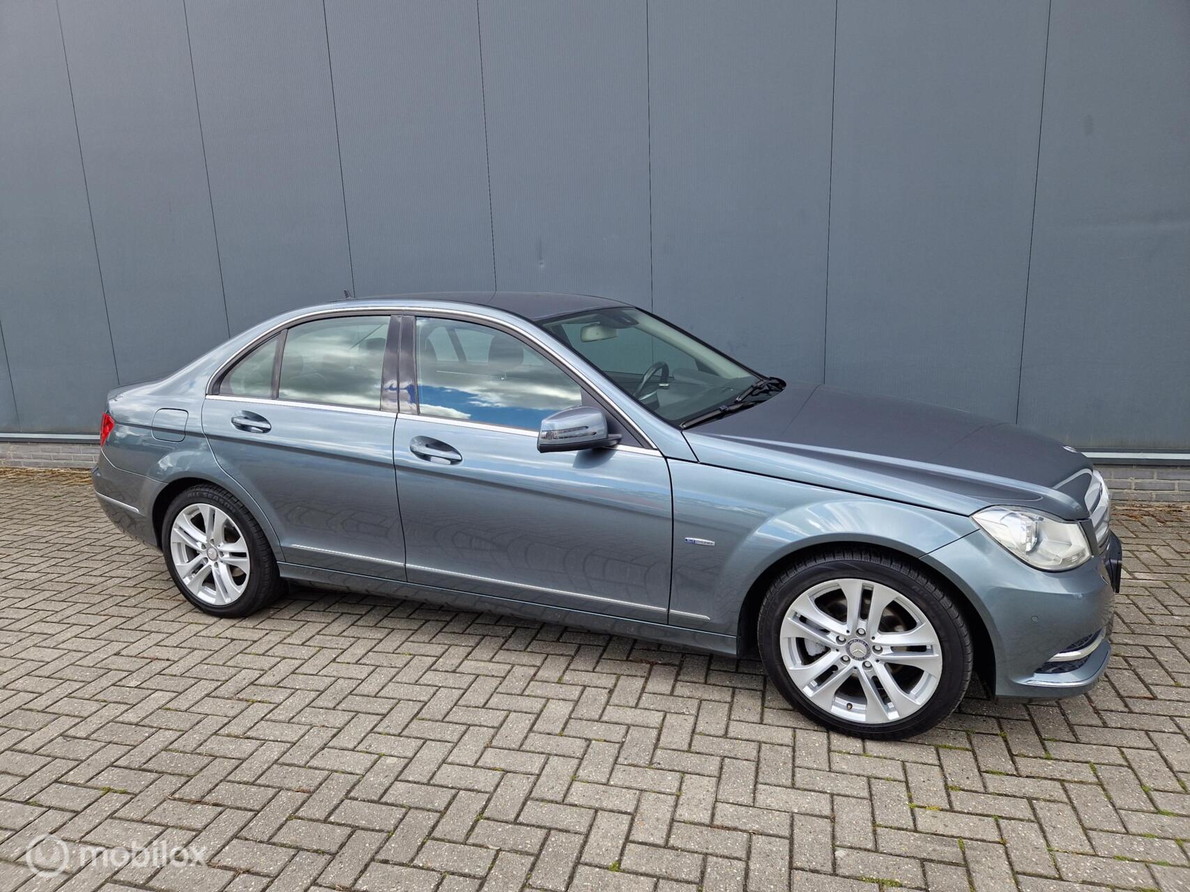 Foto van Mercedes-Benz C 180