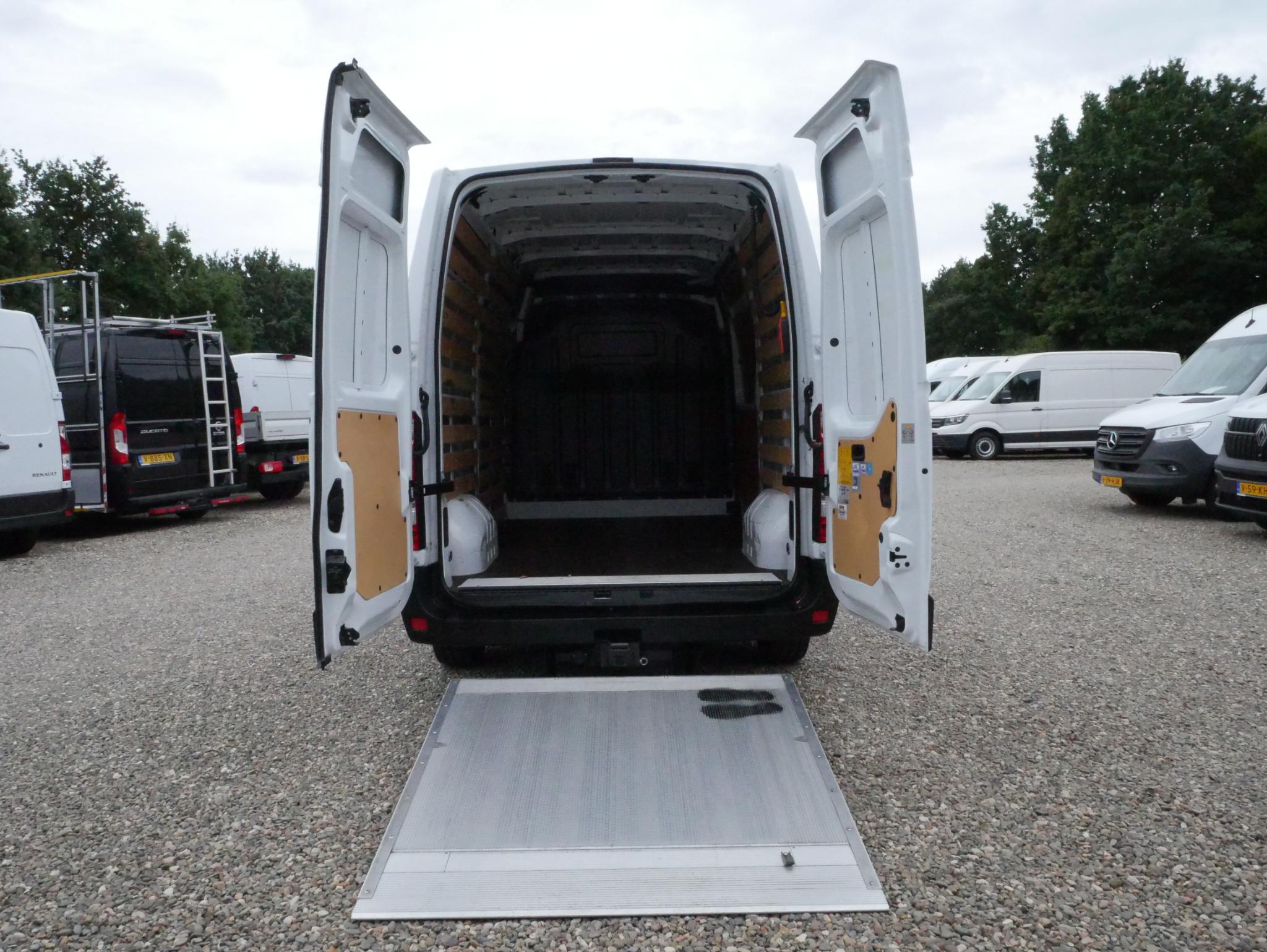 Foto van Opel Movano