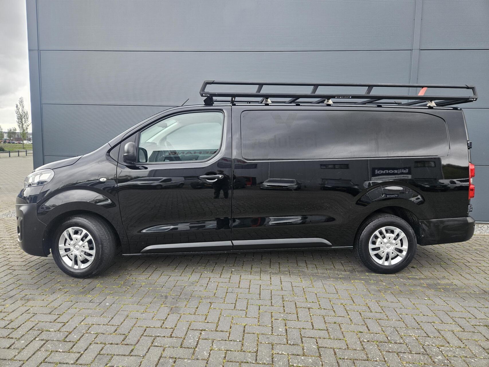Foto van Opel Vivaro