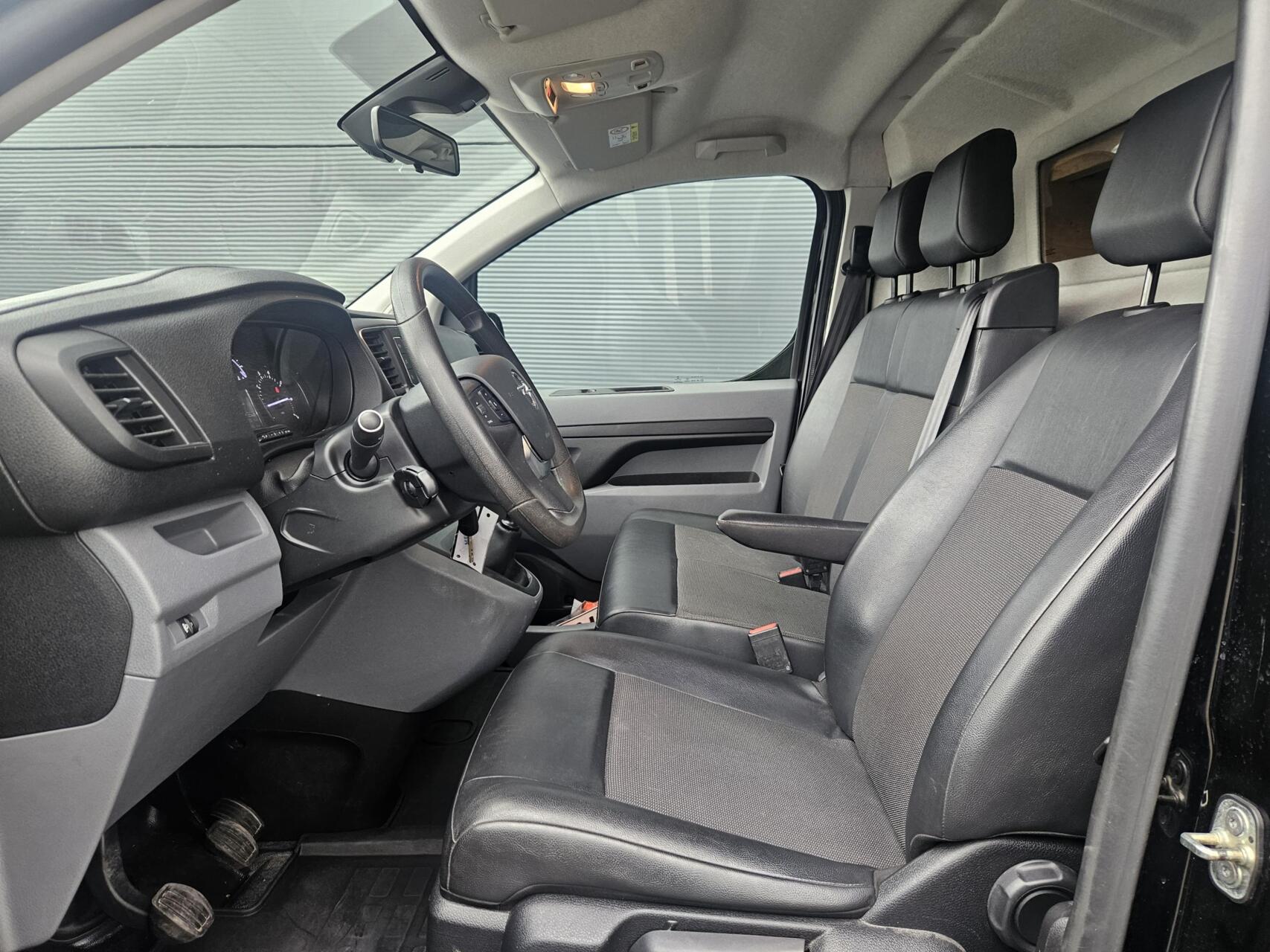 Foto van Opel Vivaro