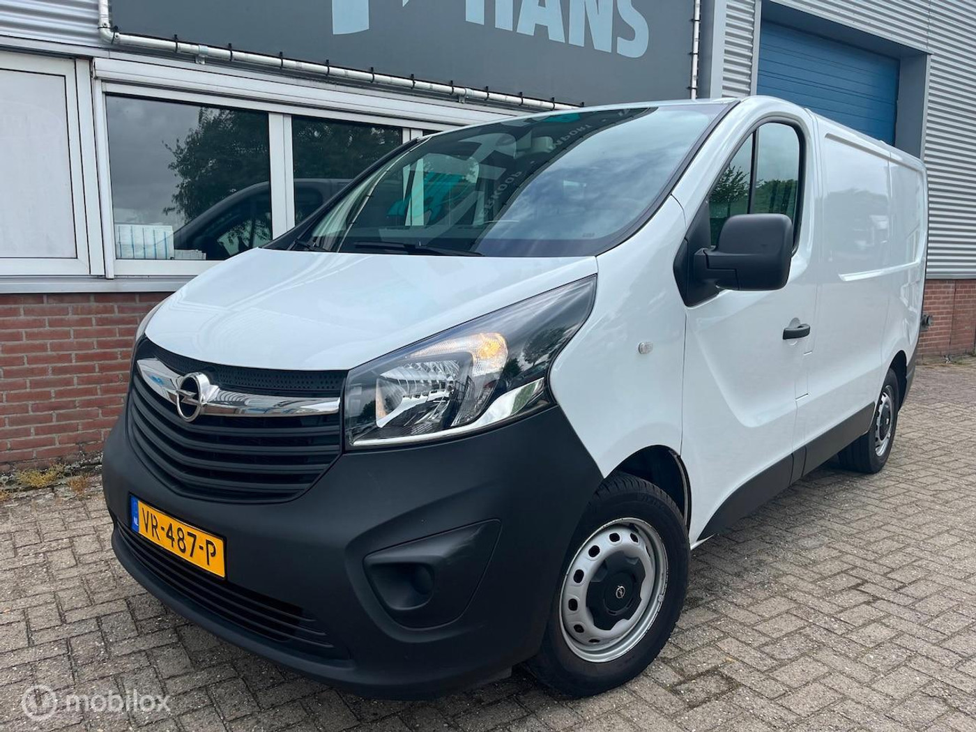 Foto van Opel Vivaro-b