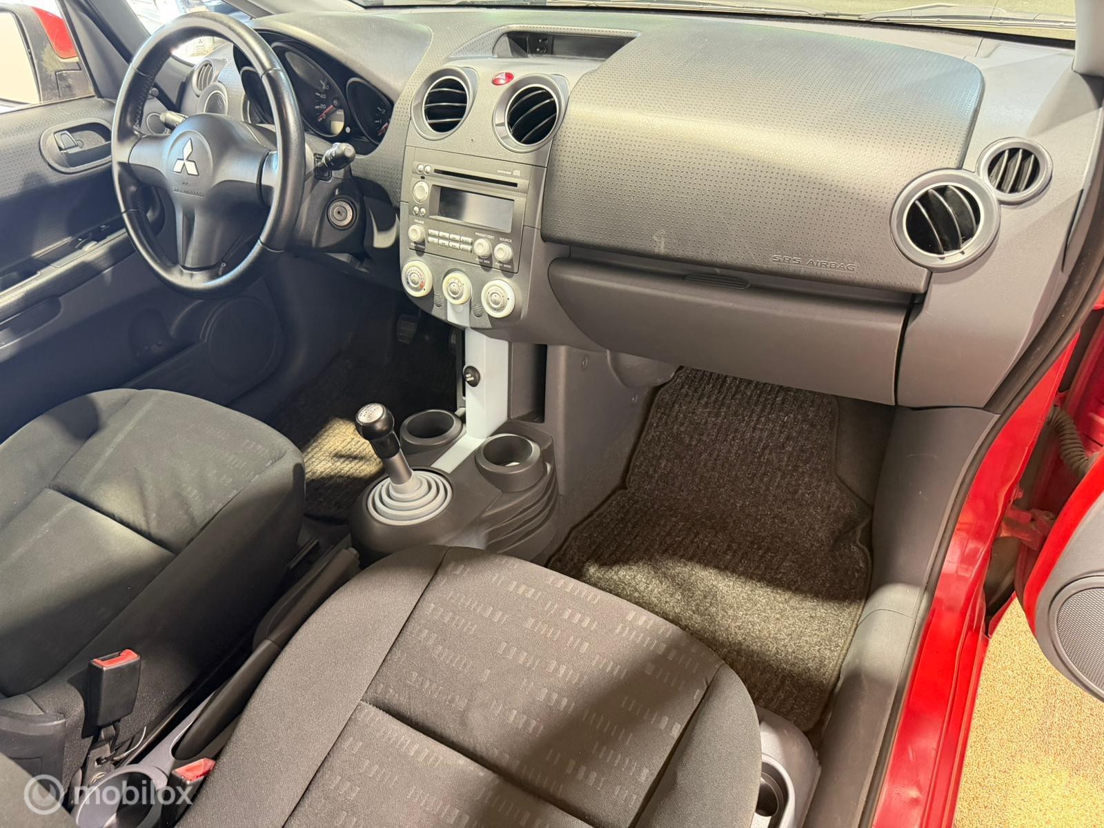 Foto van Mitsubishi Mitsubishi Colt