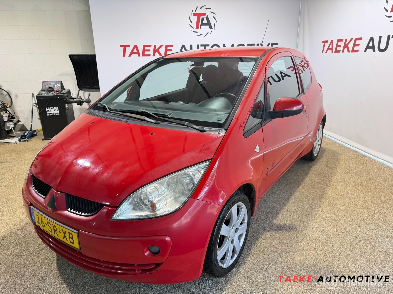 Mitsubishi Mitsubishi Colt 1.3 Heartbeat AIRCO/TREKHAAK/NAP/2EIG 2006 - voorkant