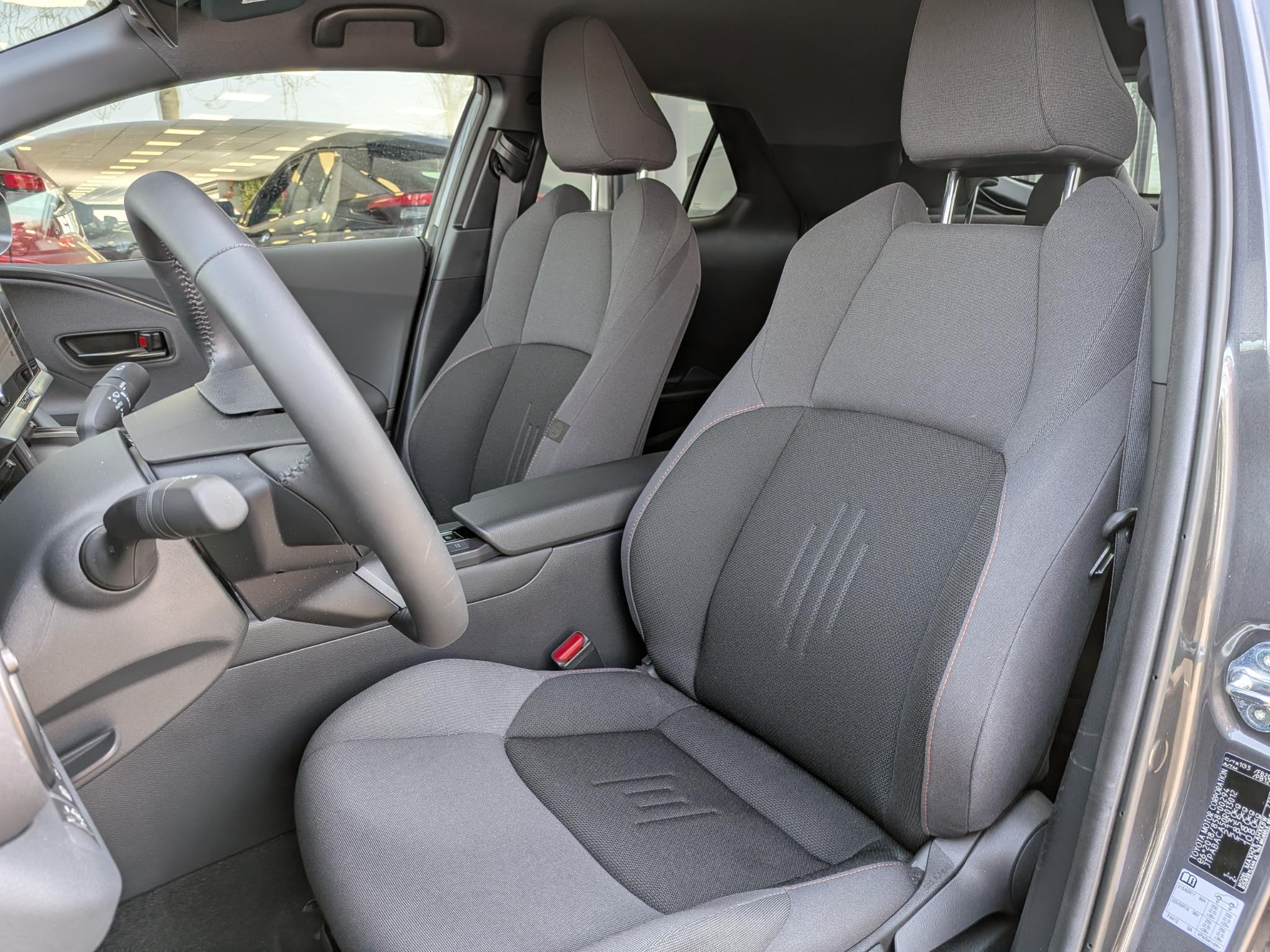 Foto van Toyota Toyota C-hr