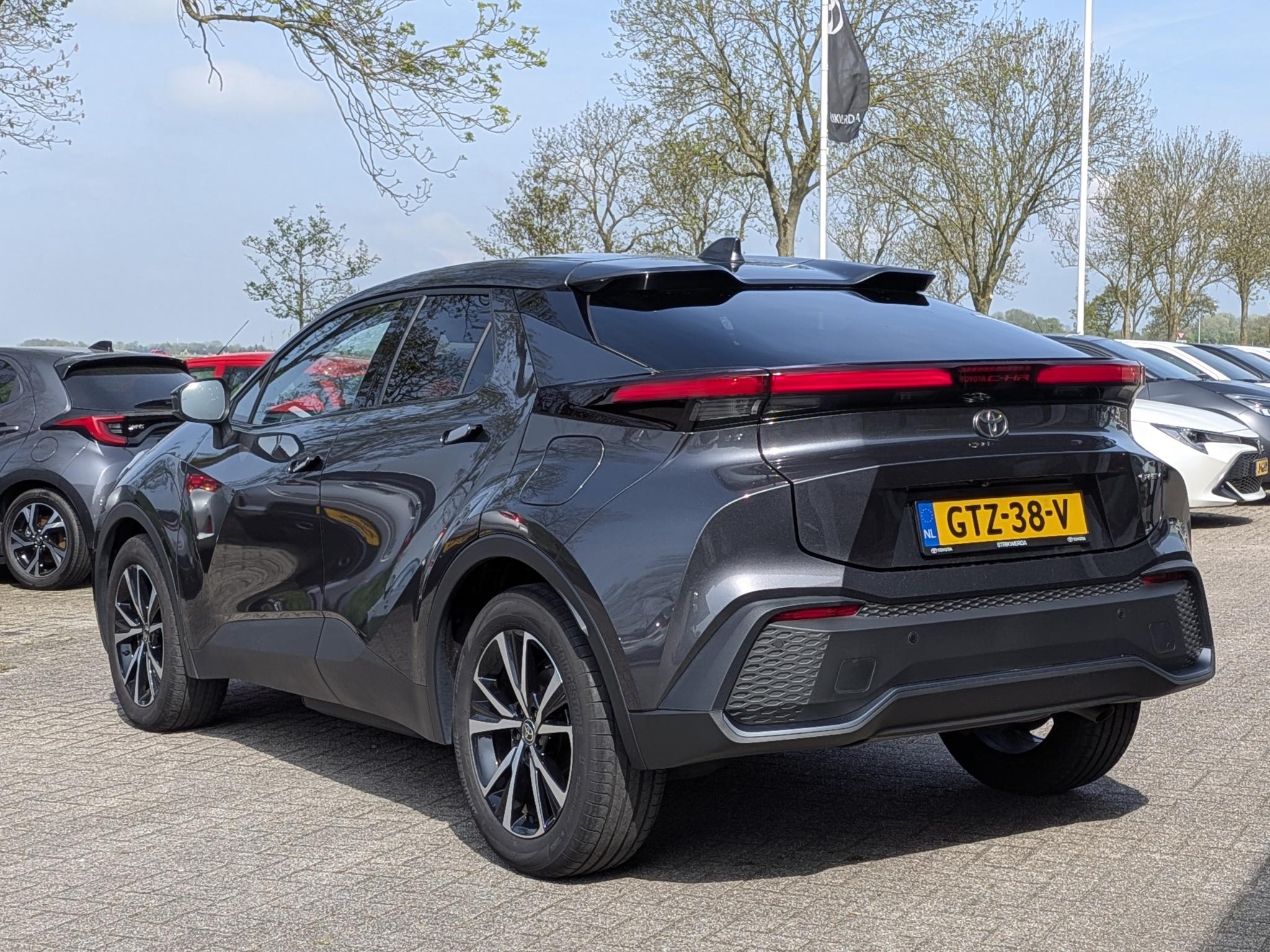 Foto van Toyota Toyota C-hr
