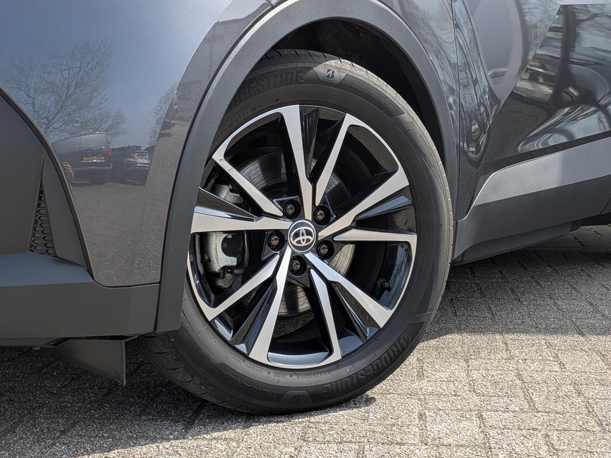 Foto van Toyota Toyota C-hr