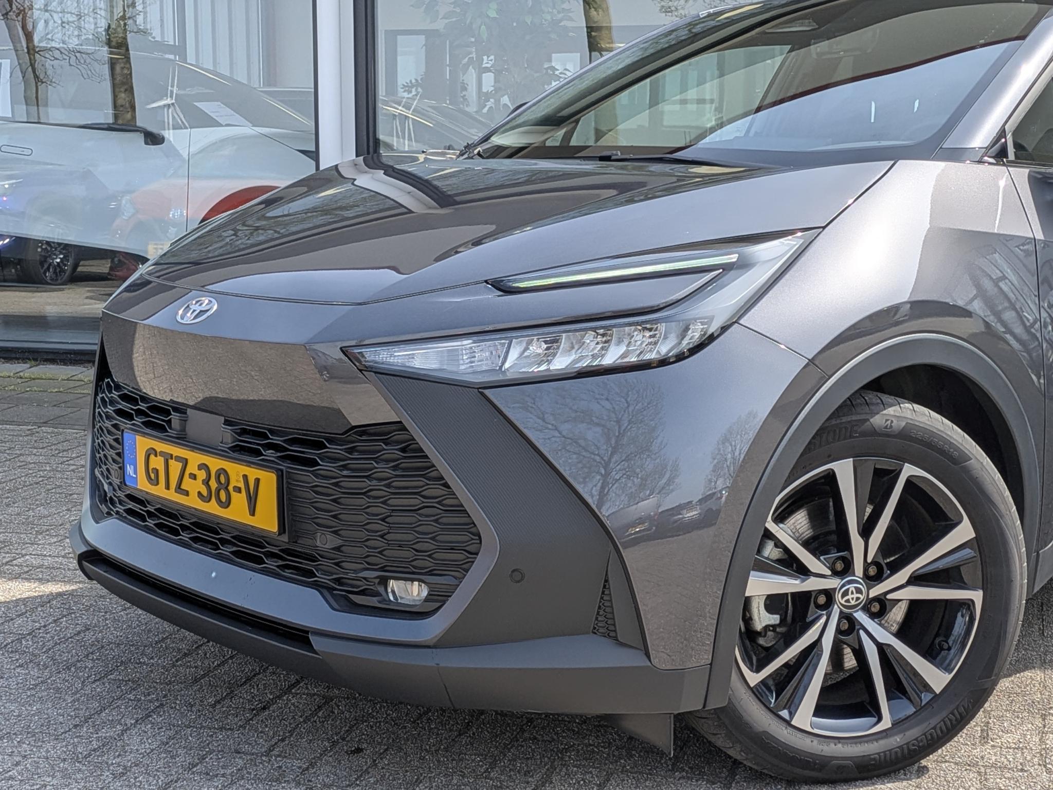 Foto van Toyota Toyota C-hr