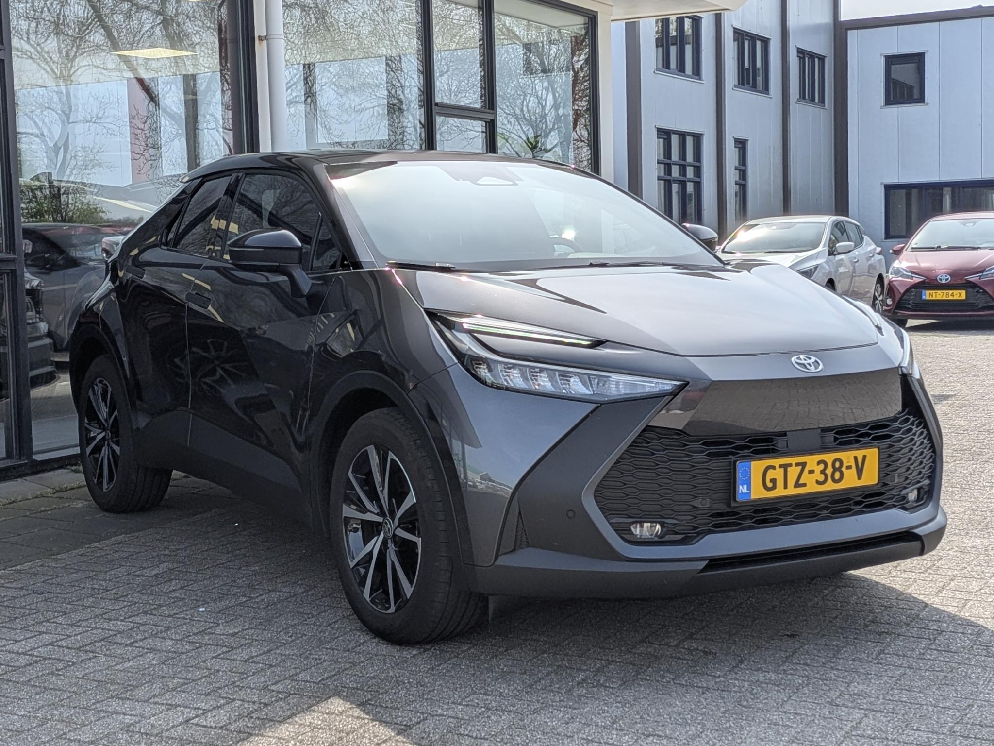 Foto van Toyota Toyota C-hr