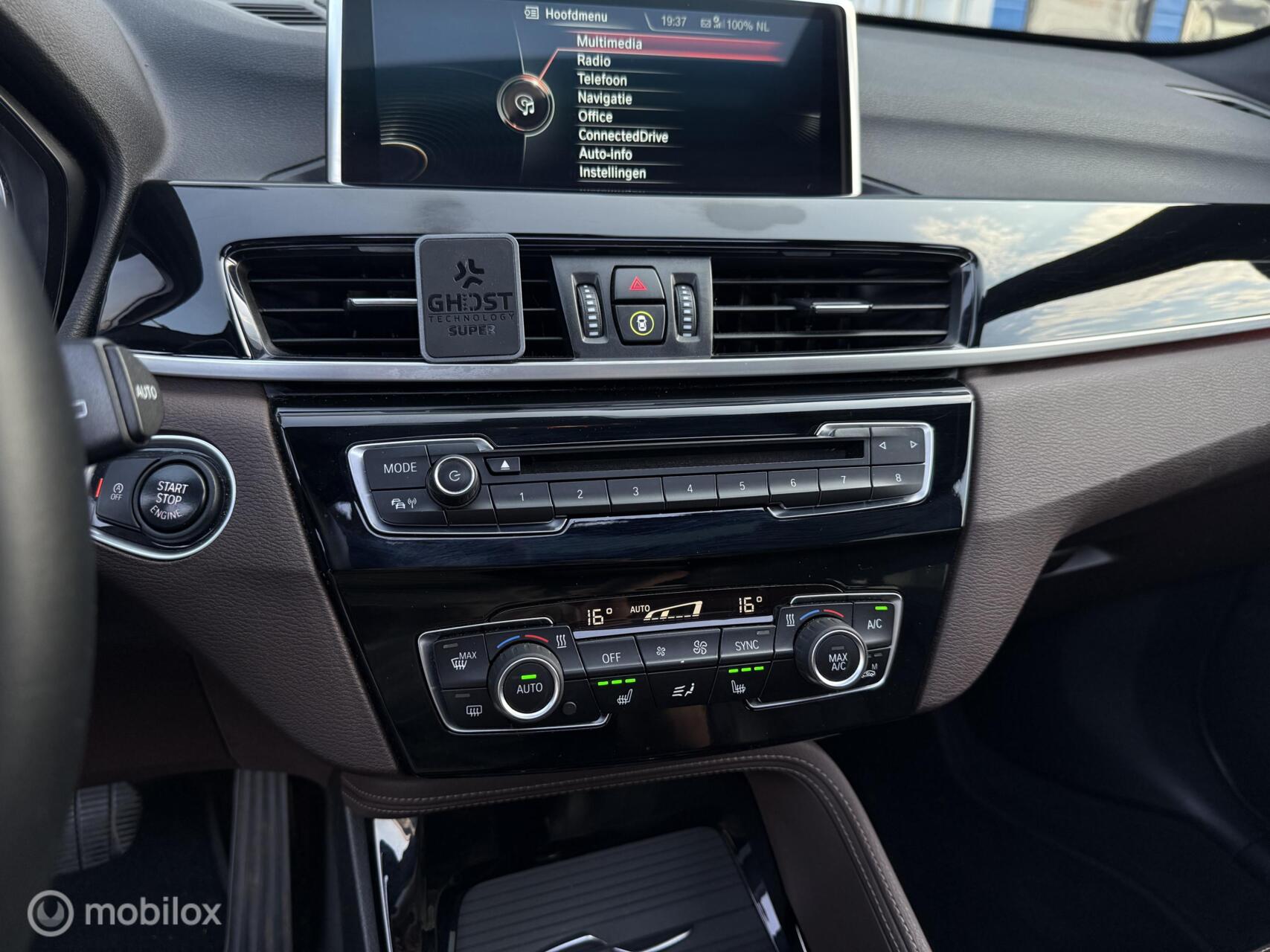 Foto van BMW X1 Sdrive20i