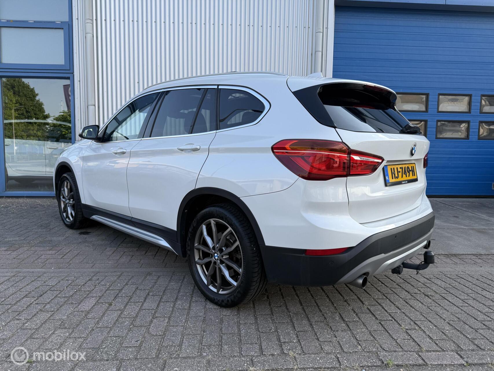Foto van BMW X1 Sdrive20i